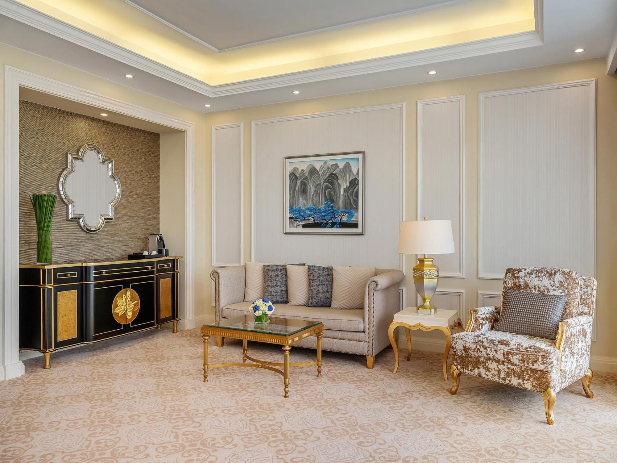 One-Bedroom Suite