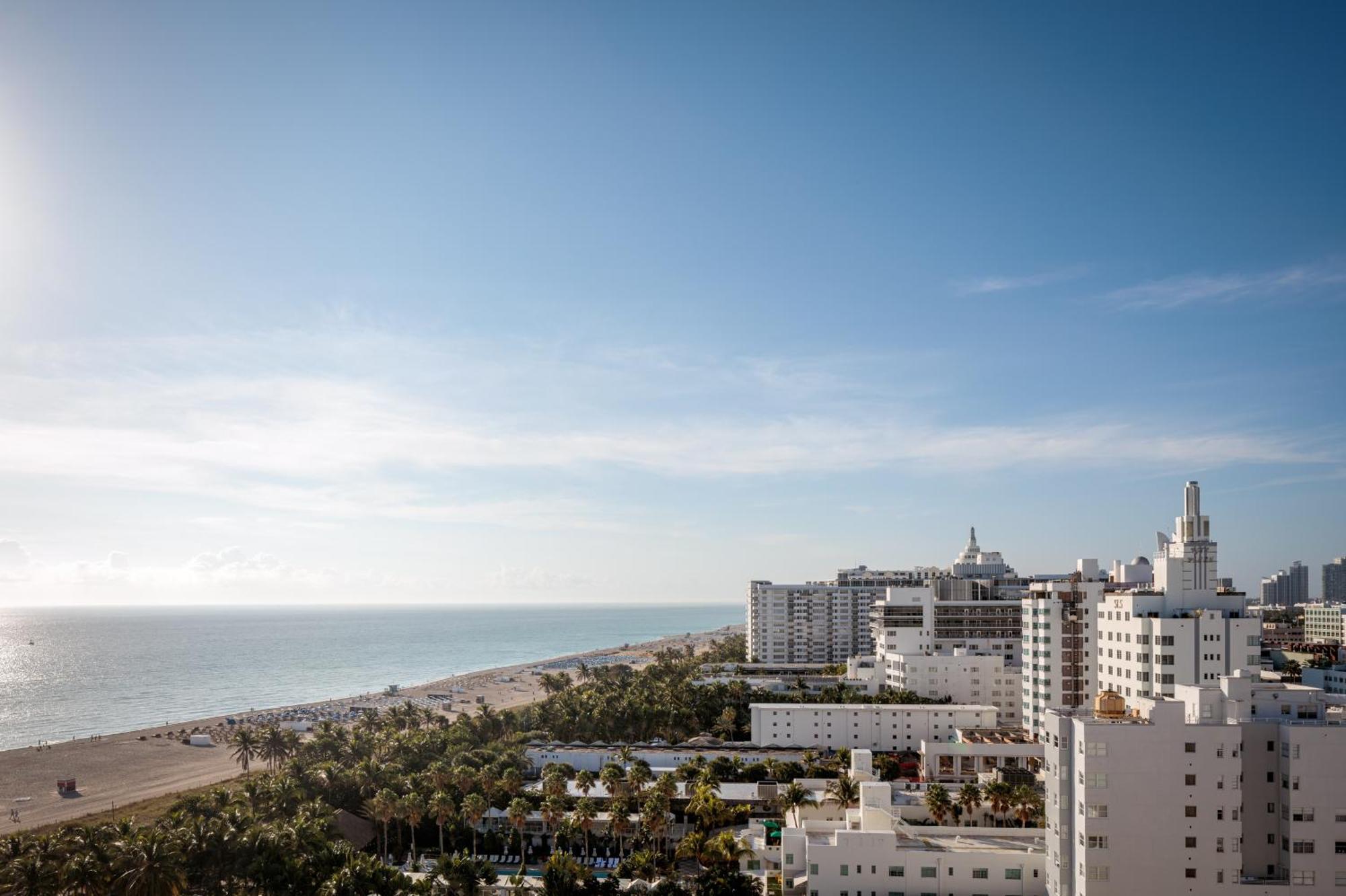 Oceanfront Balcony King,1637706536:JPEG