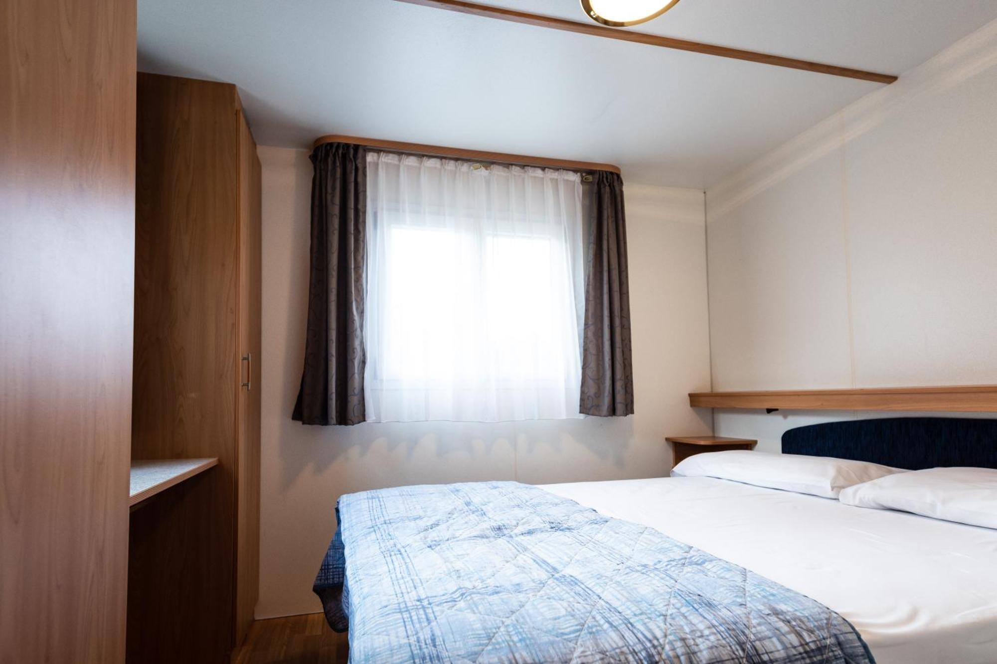 Small Two-Bedroom Mobile Home,1645678315:JPEG