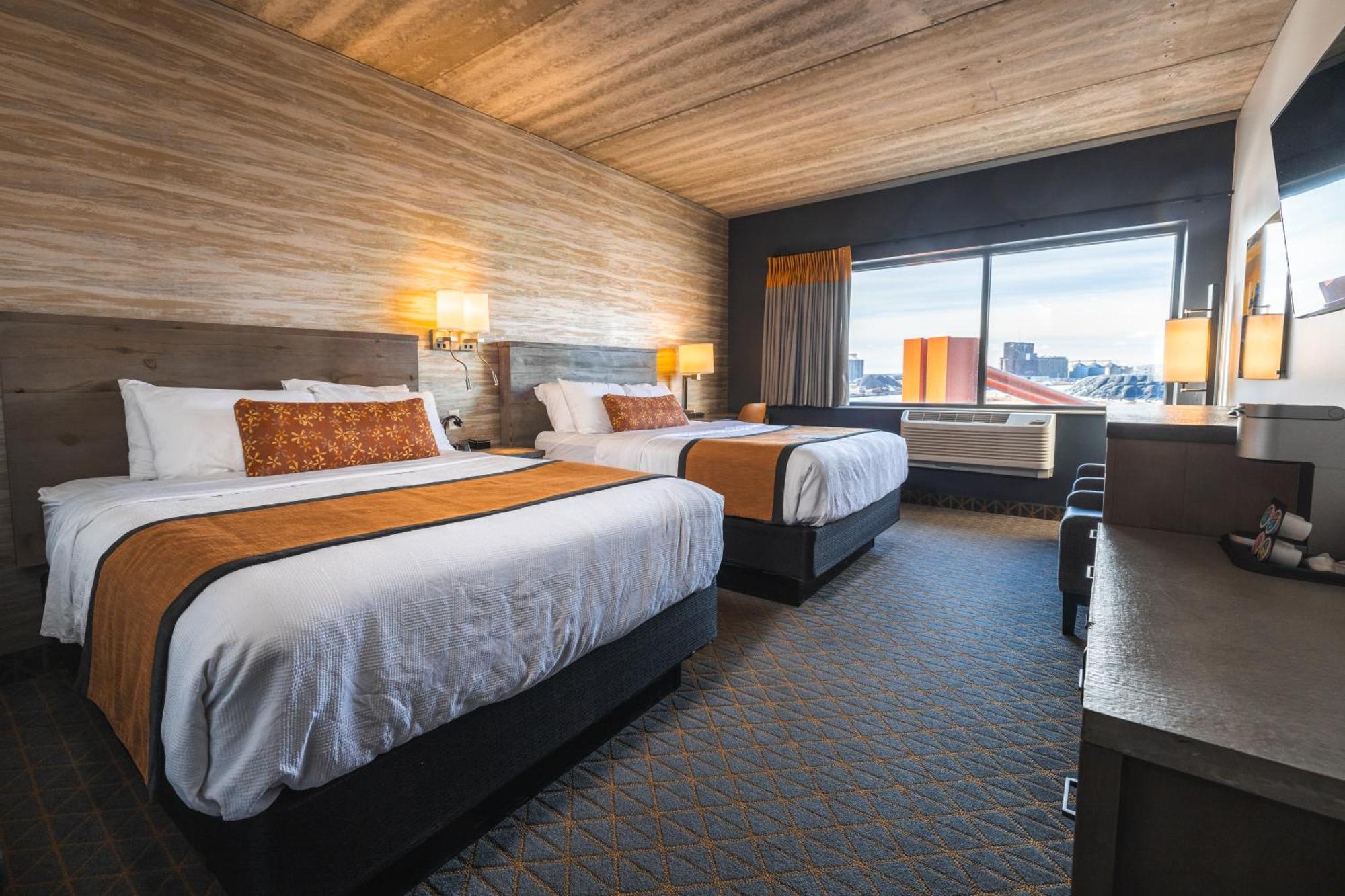 2 Queen Classic Room
