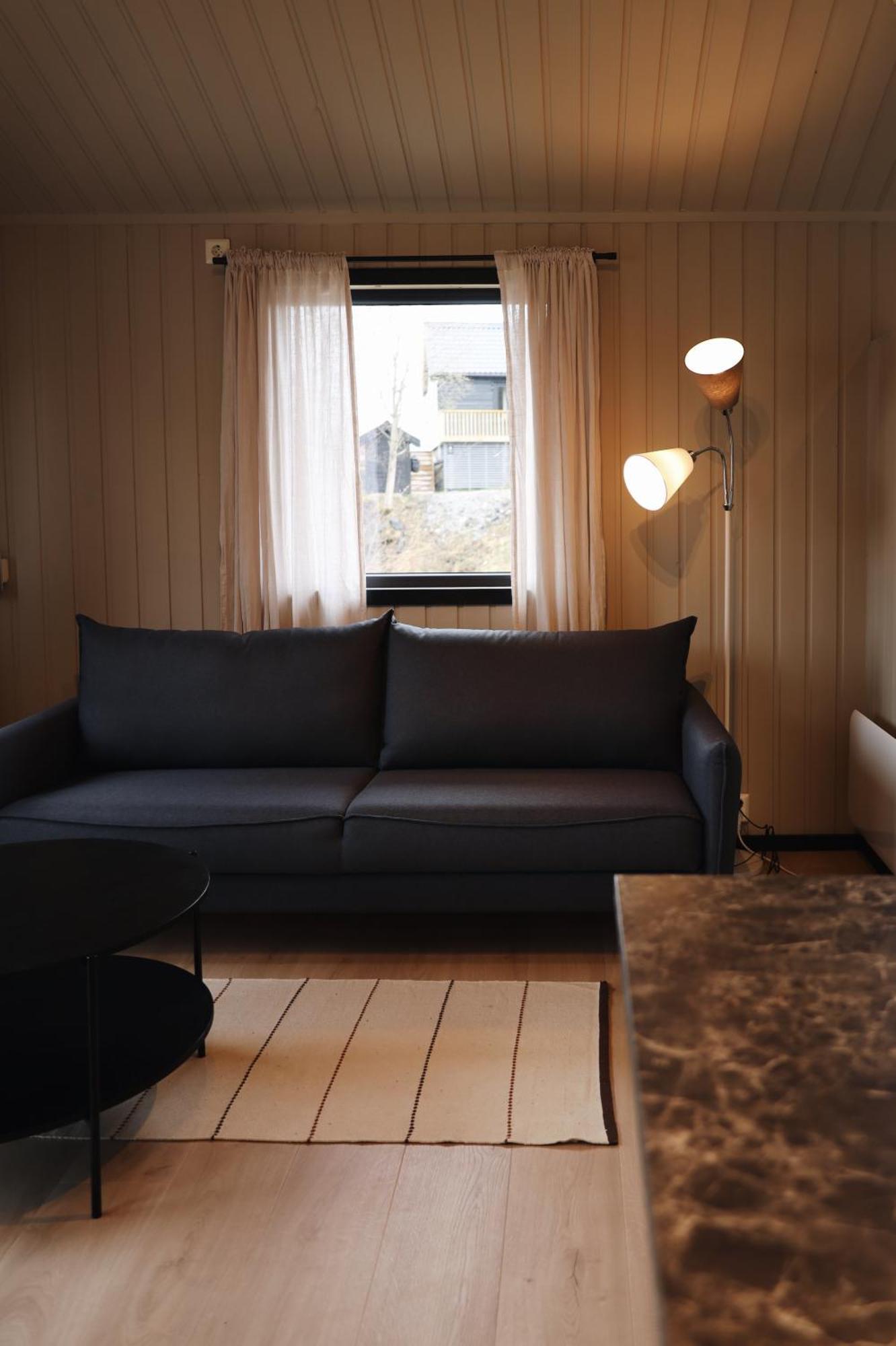 Family Cabin 4