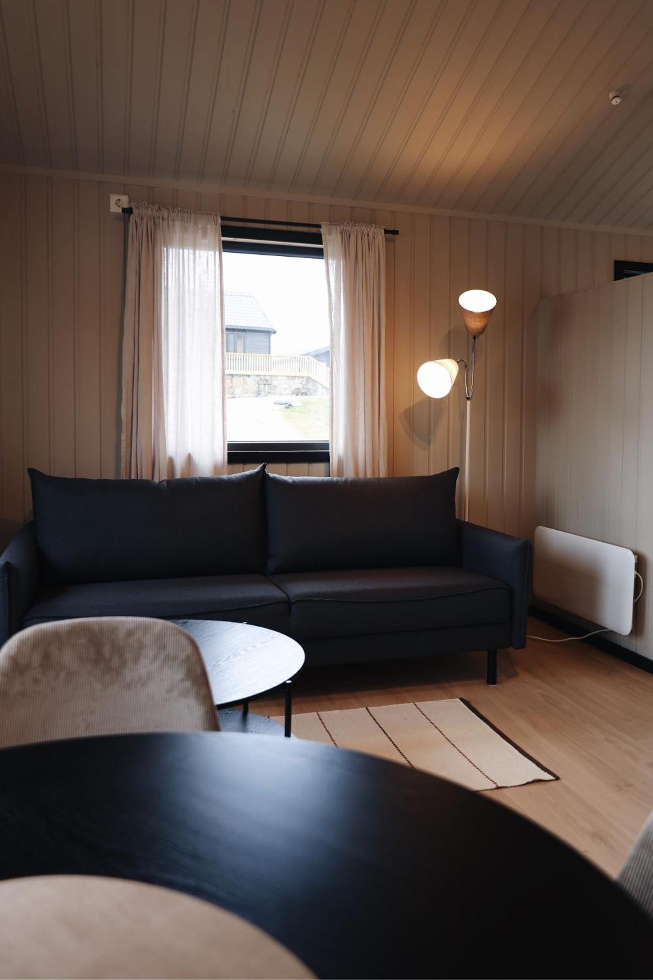 Family Cabin 4