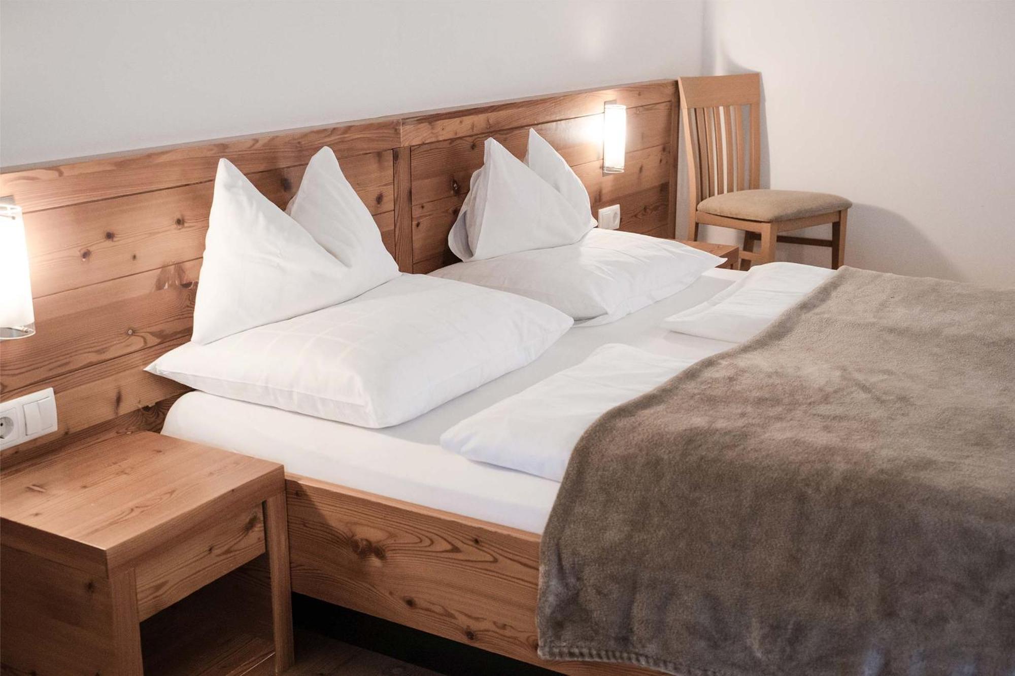 Double or Twin Room Mountain View
