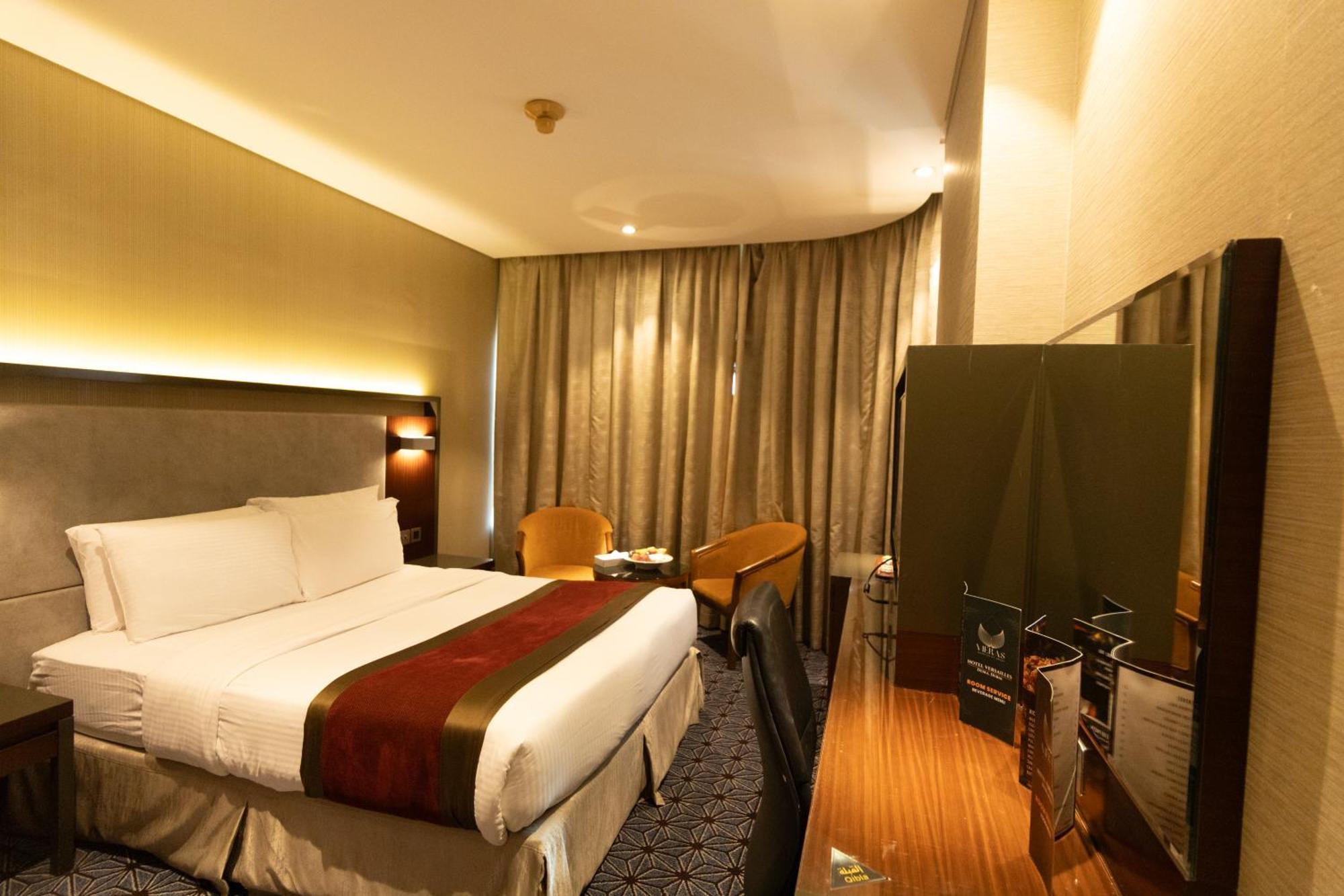 Deluxe Zimmer mit Kingsize-Bett