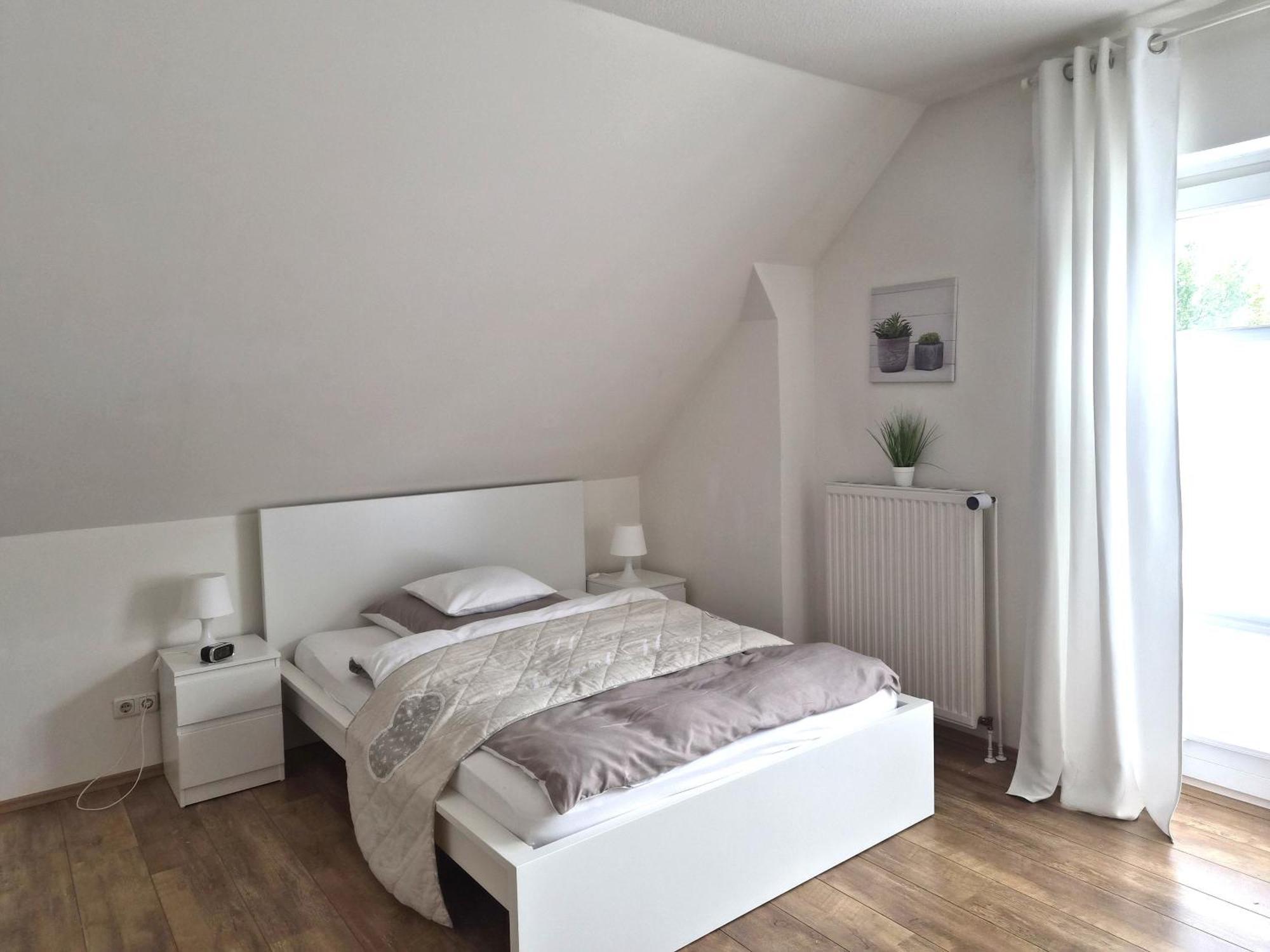 One-Bedroom Apartment,1698866721:JPEG