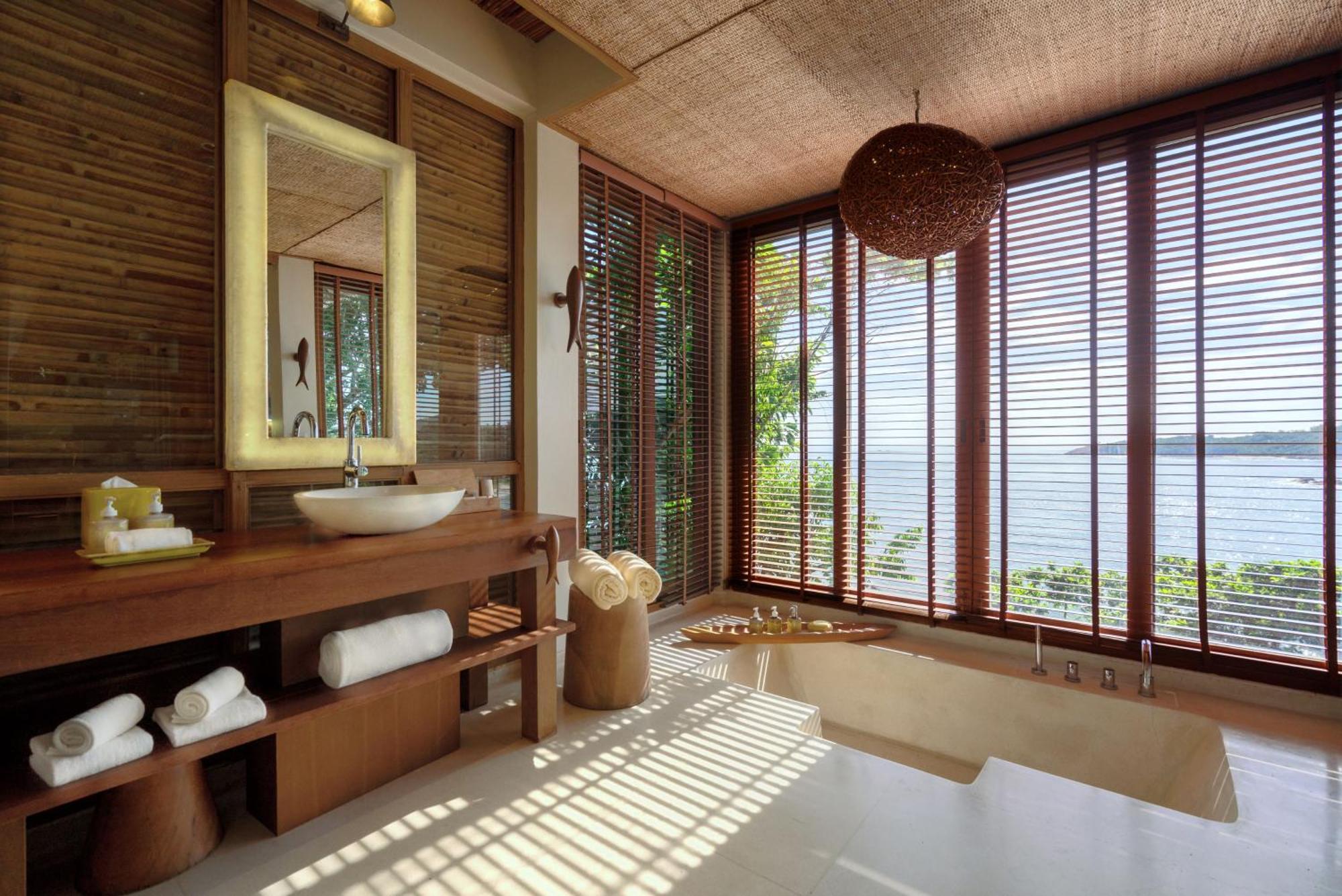Suite dans Villa avec Piscine au Bord de l'Océan