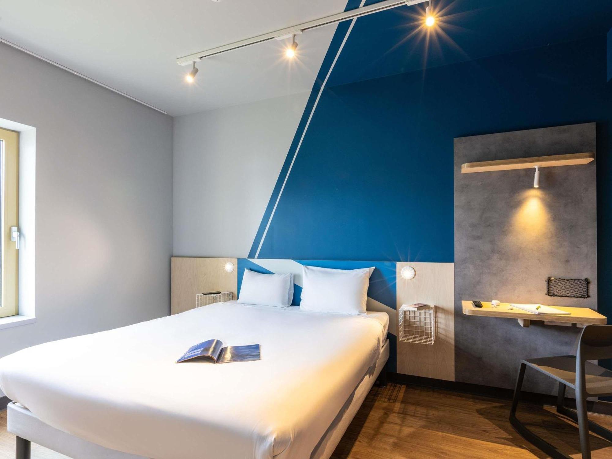 Standard Double Room,1717049068:JPEG