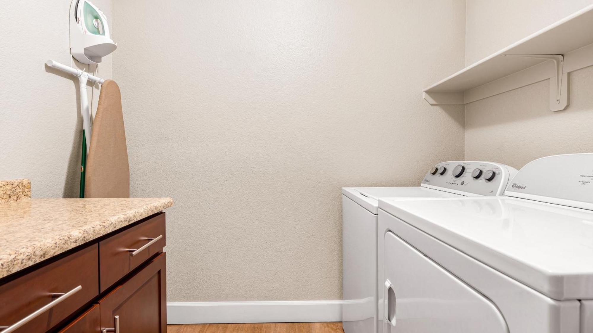 Two-Bedroom Standard Room,1742631665:JPEG