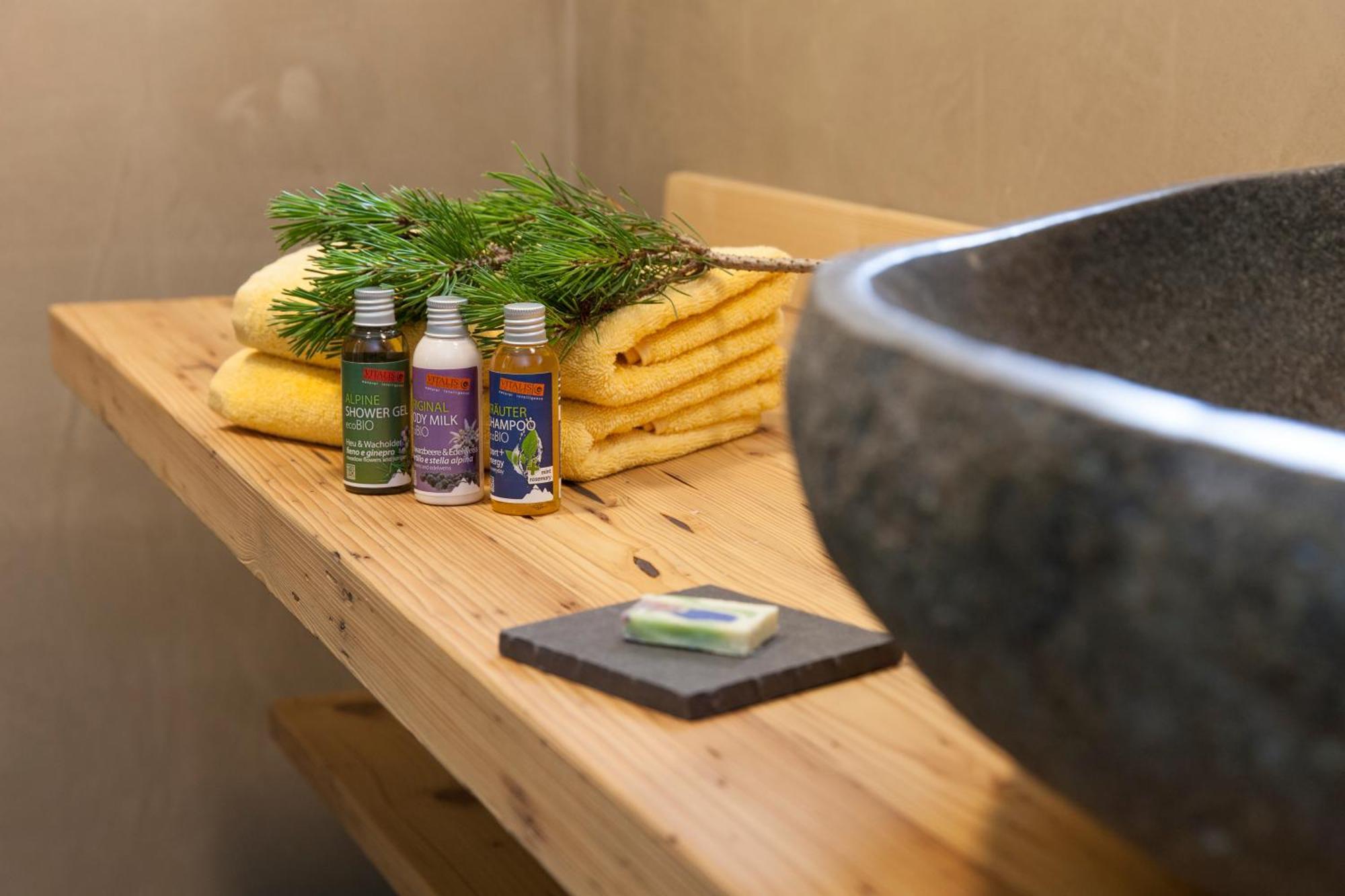 Standard Double Room,1742717371:JPEG