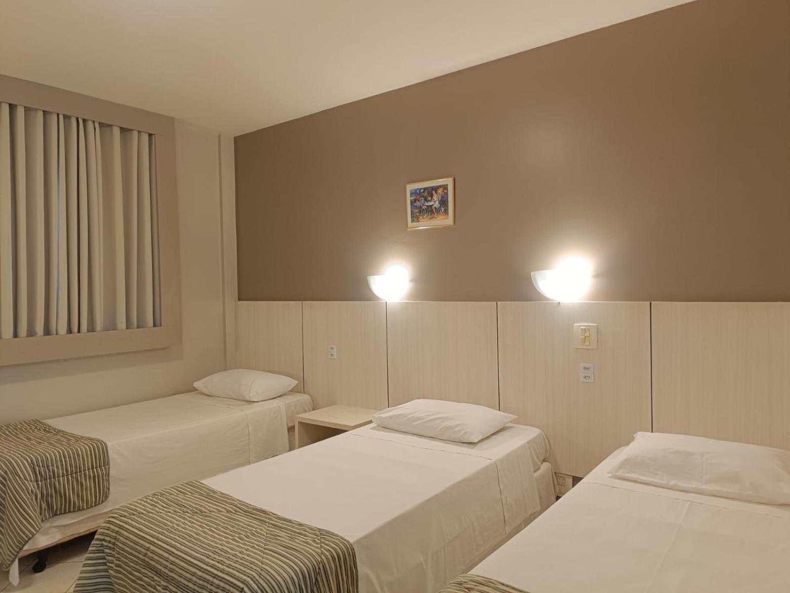 Quarto Triplo Standard