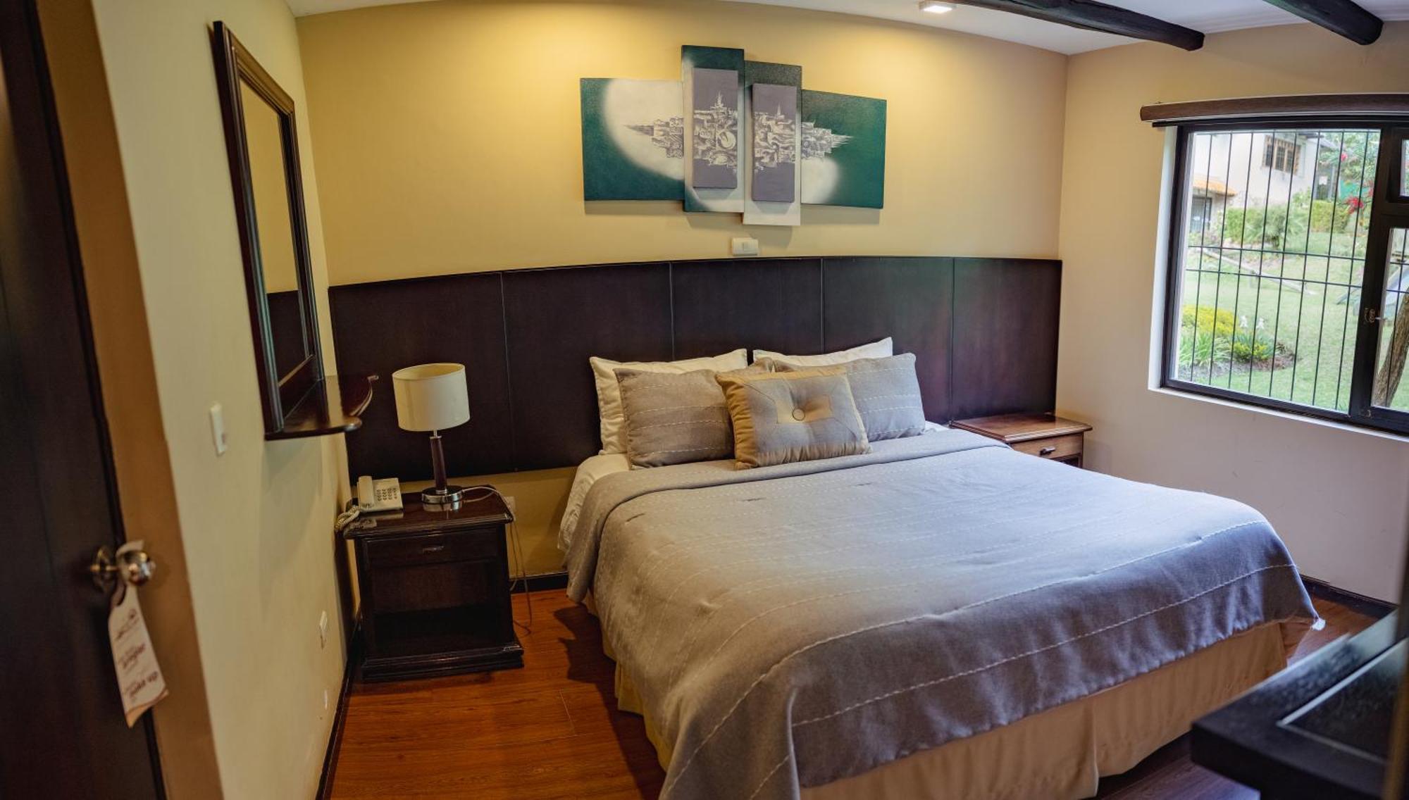 Queen Room