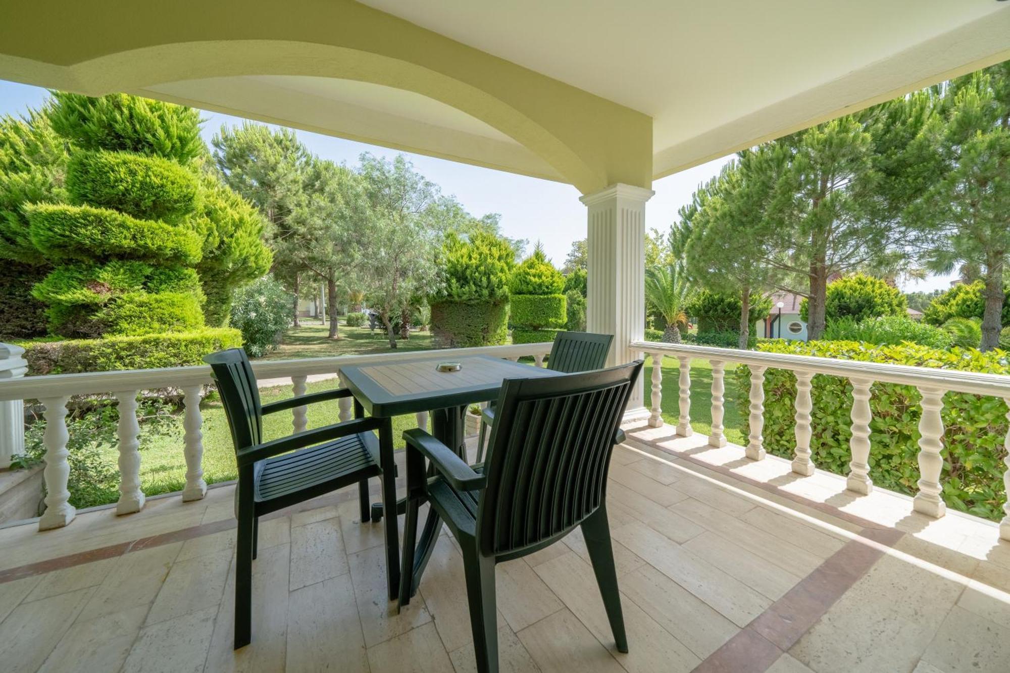 One-Bedroom Villa