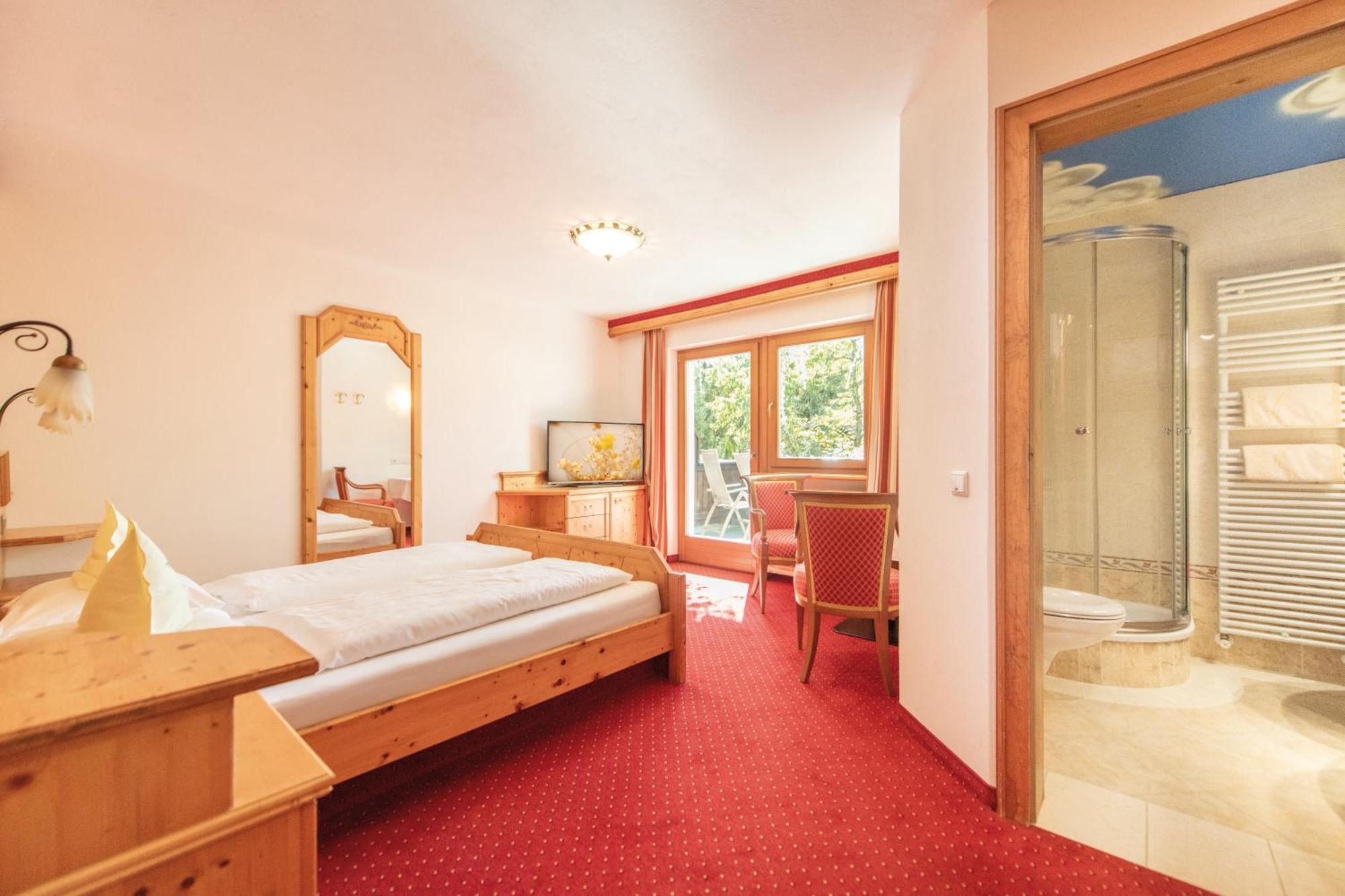 Double Room,1756532232:JPEG