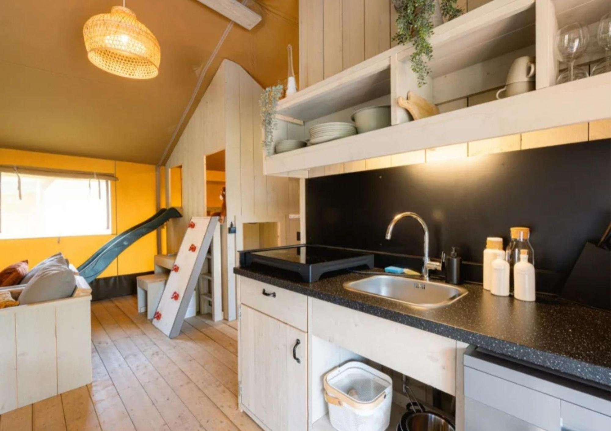 Holiday Home,1756544522:JPEG
