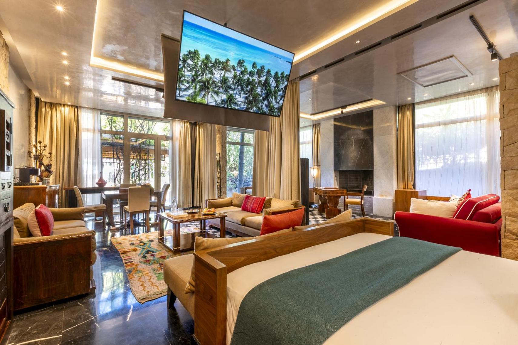 Suite with Pool View