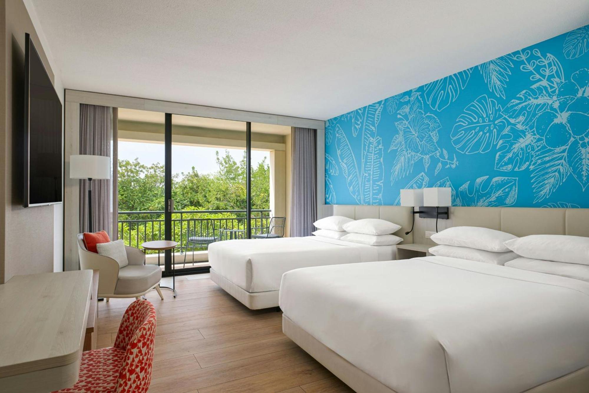 Limited view Queen bed