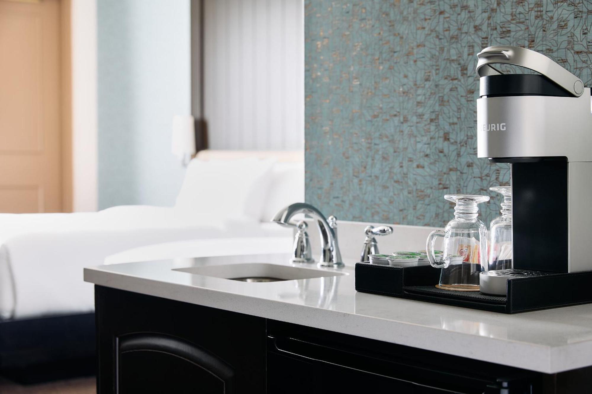 Lakeside Preferred Two Queen Beds Room