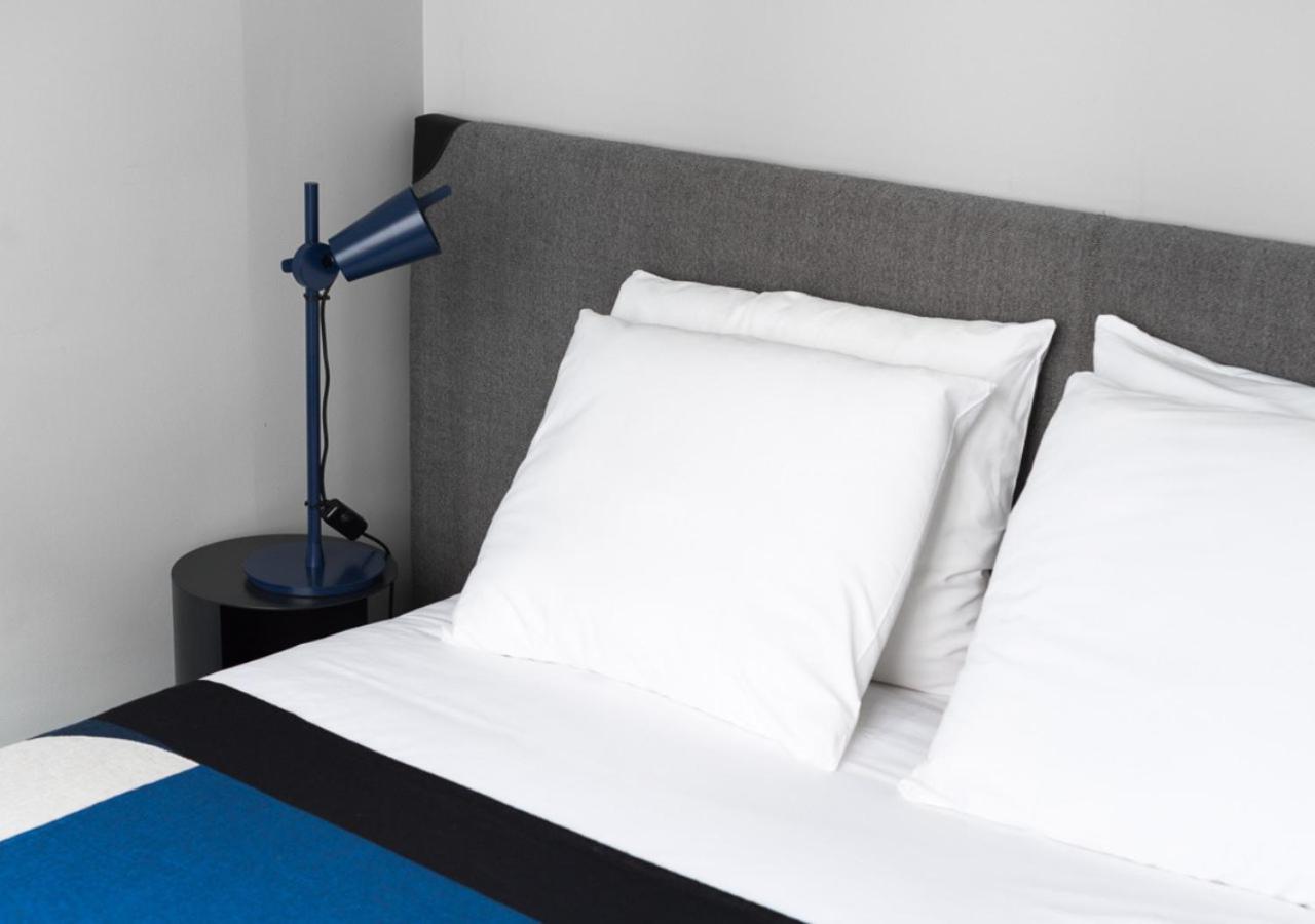 Quarto Executivo com Cama King-size