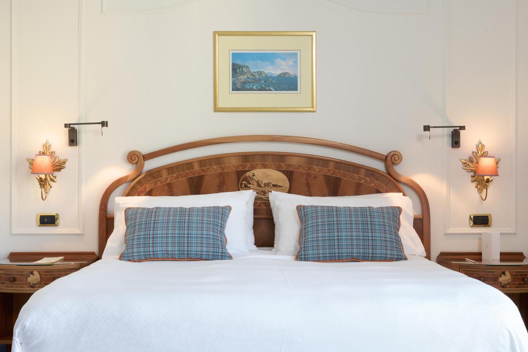 Deluxe Double or Twin Room Side Sea View,1758524962:JPEG