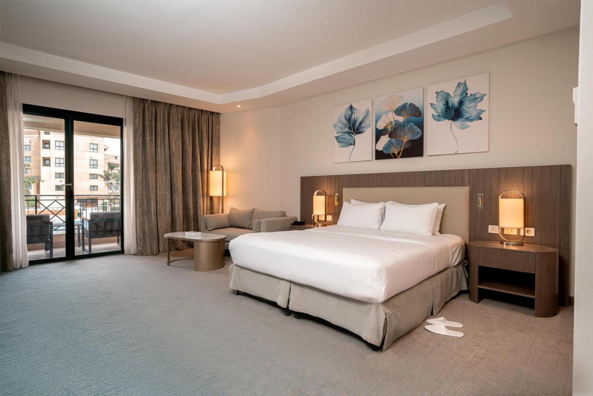 Deluxe King Room with Pool View