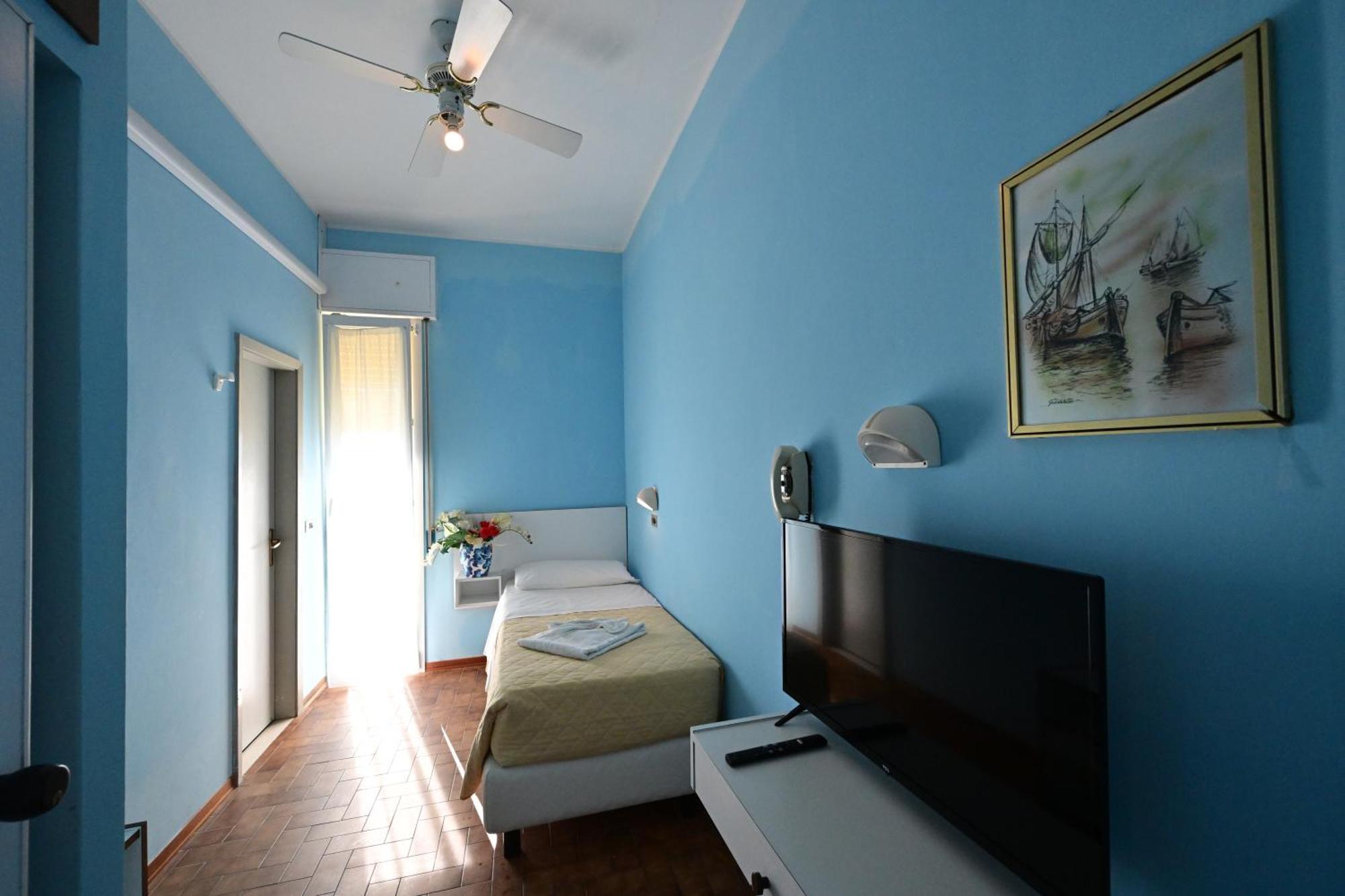 Deluxe Single Room with Sea View