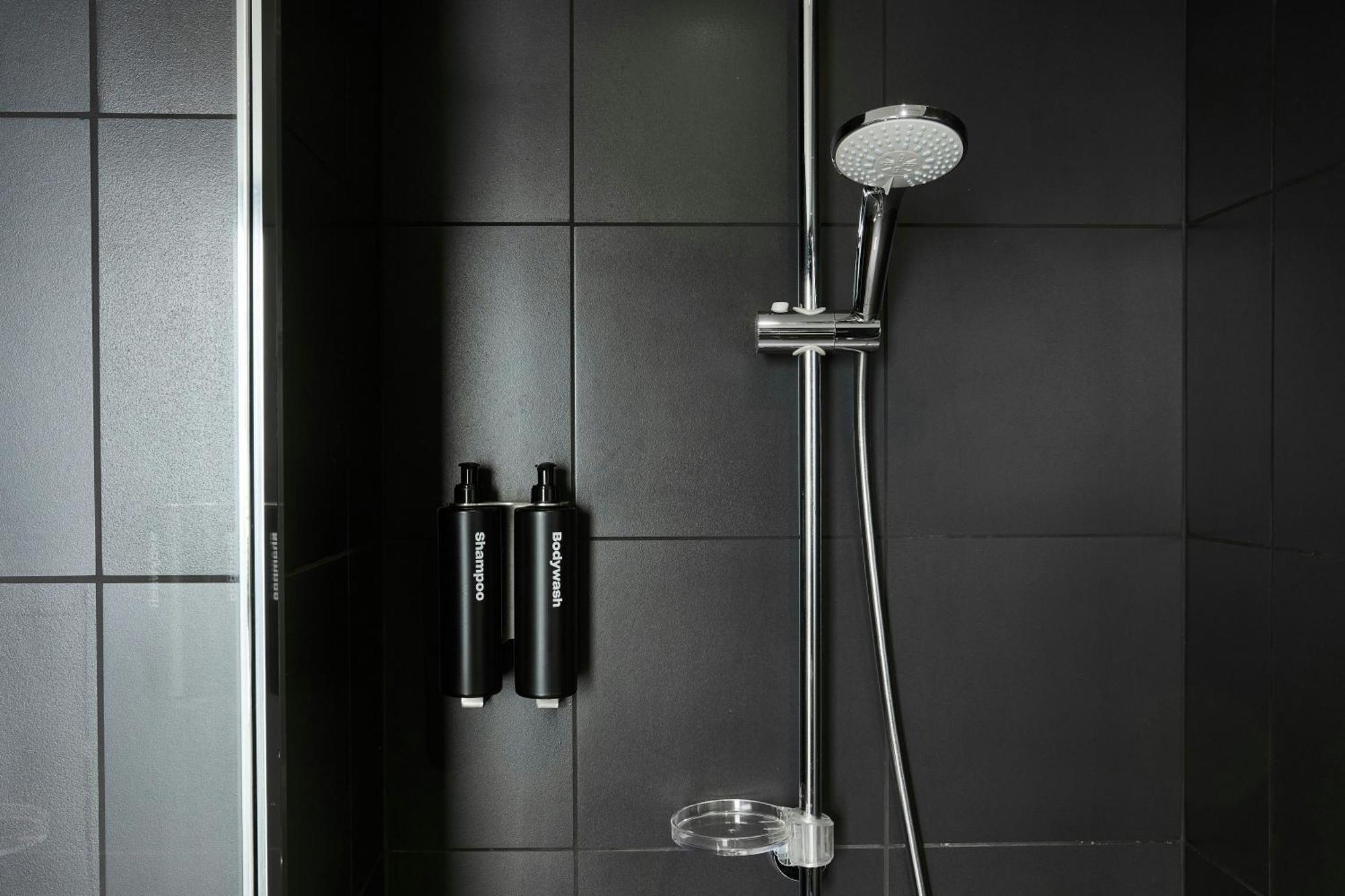 Quarto Individual Standard