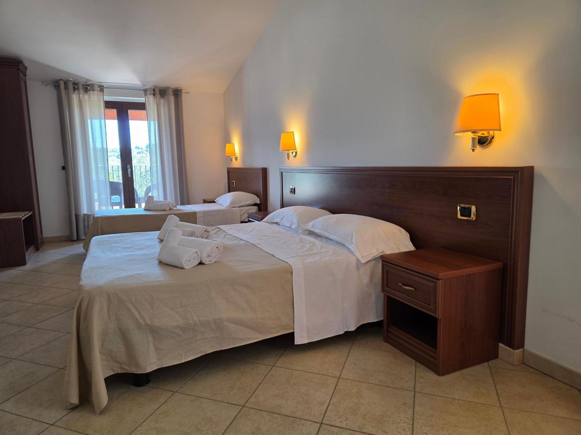 Superior Triple Room,1766036645:JPEG