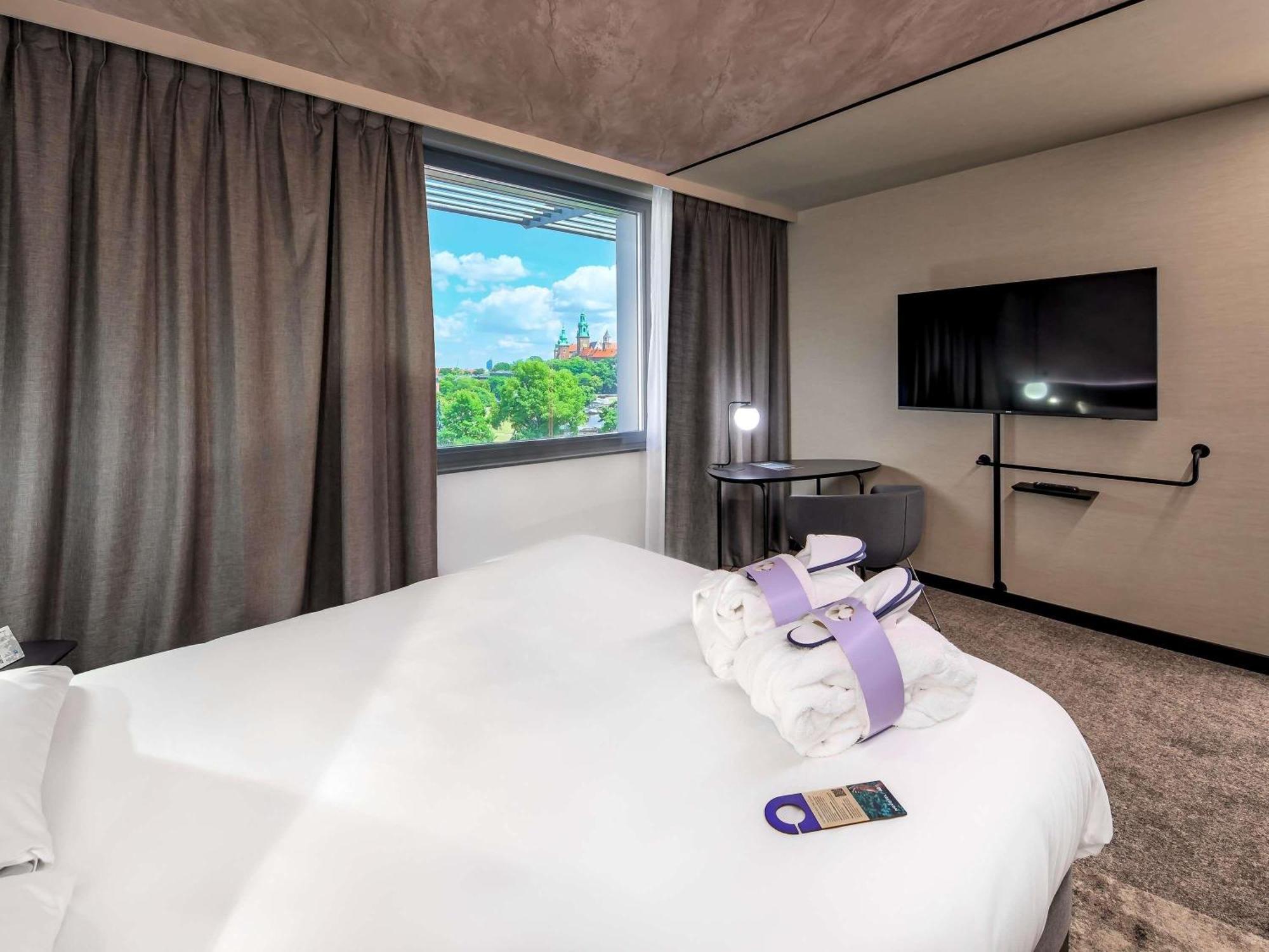 Junior Suite met Queensize Bed en Slaapbank