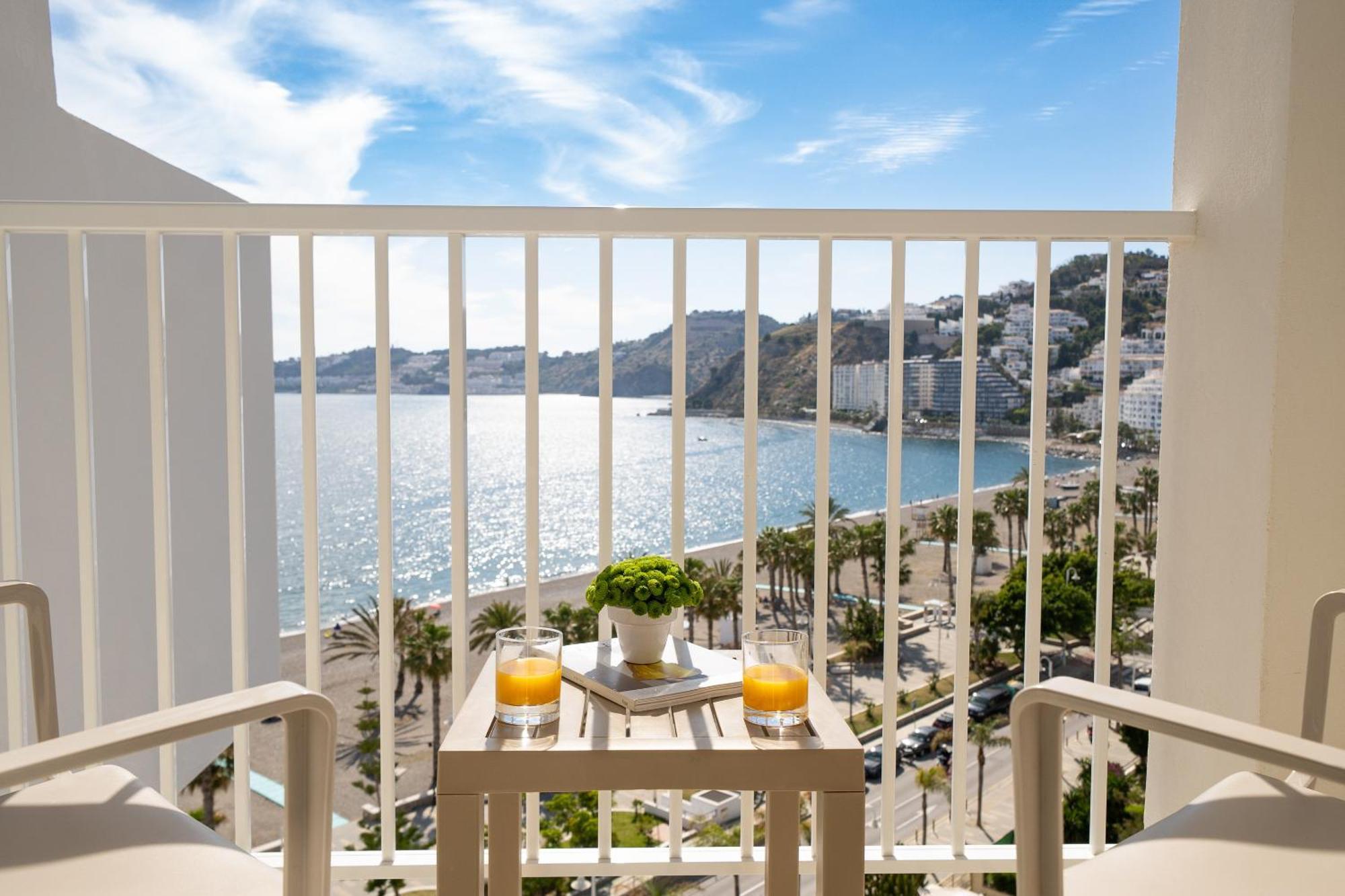 Supreme Double Room side sea view