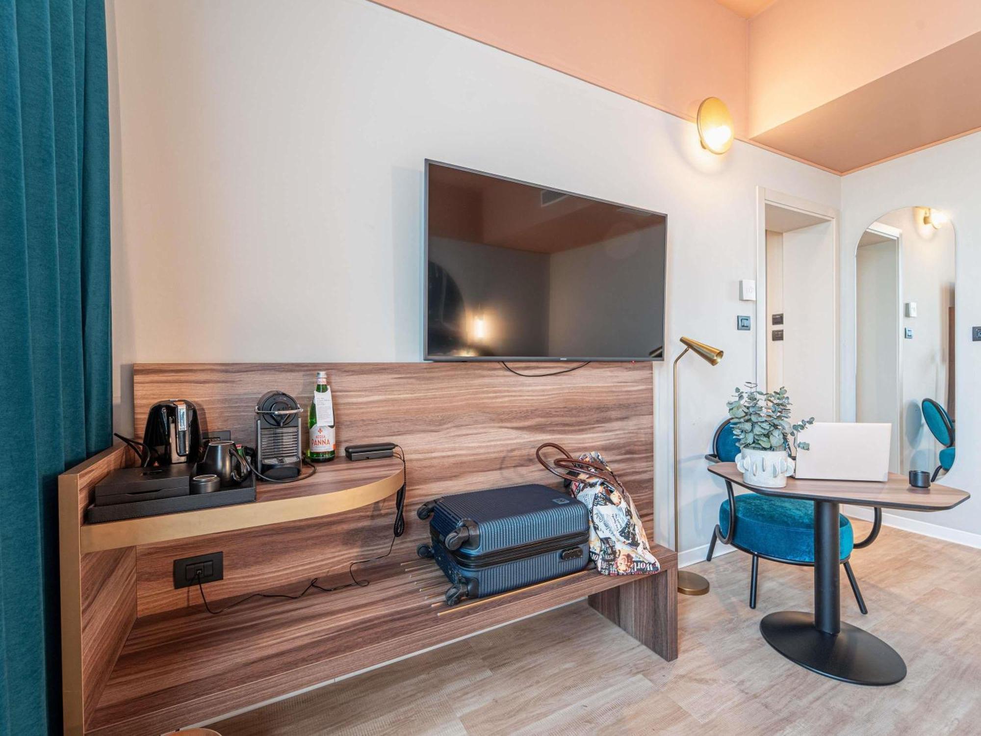 Privilege Family Room