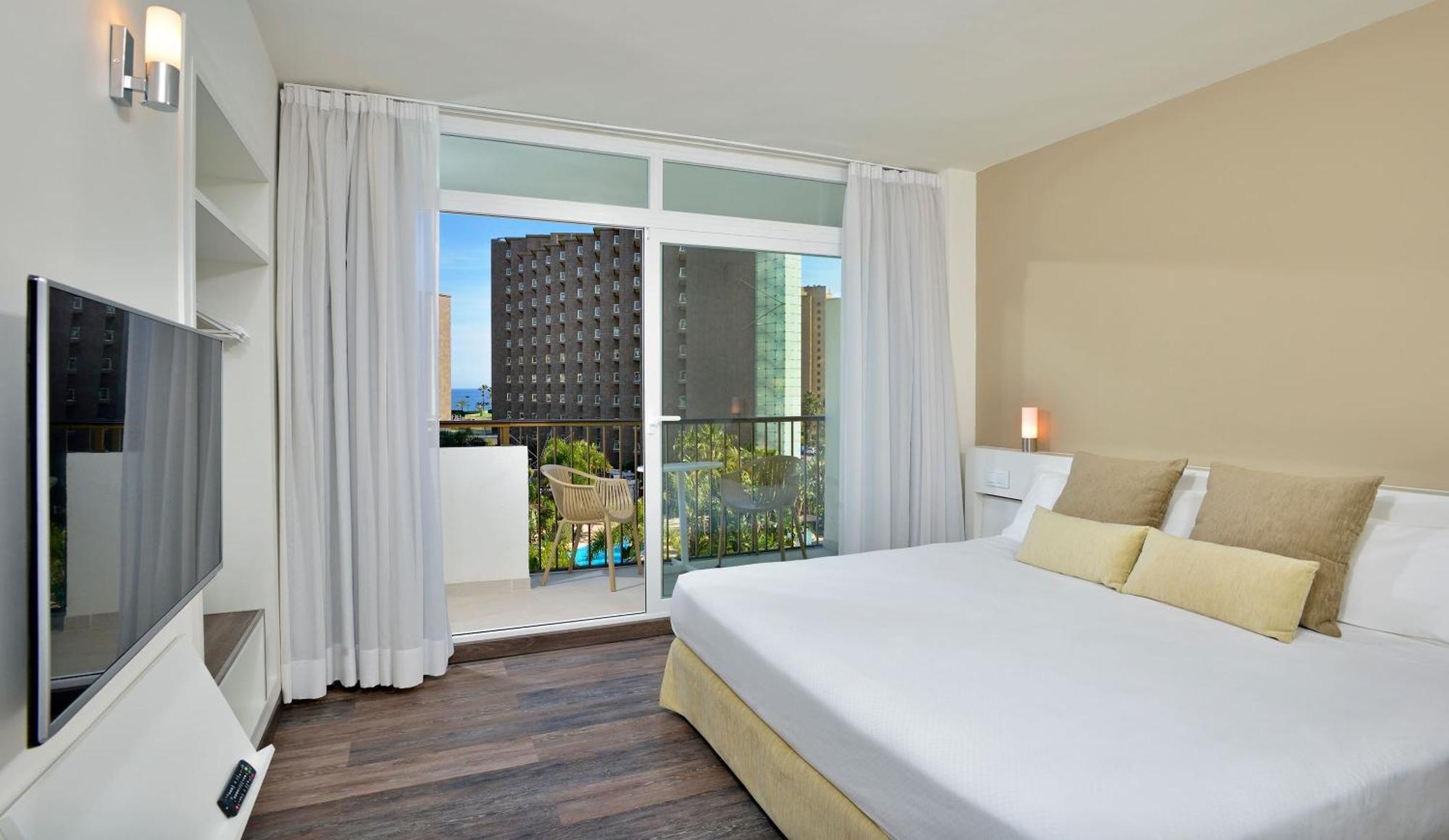 Suite Familiar Sol (2 Adultos + 2 Crianças)