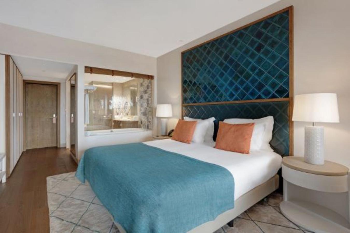 Double Room Pool View