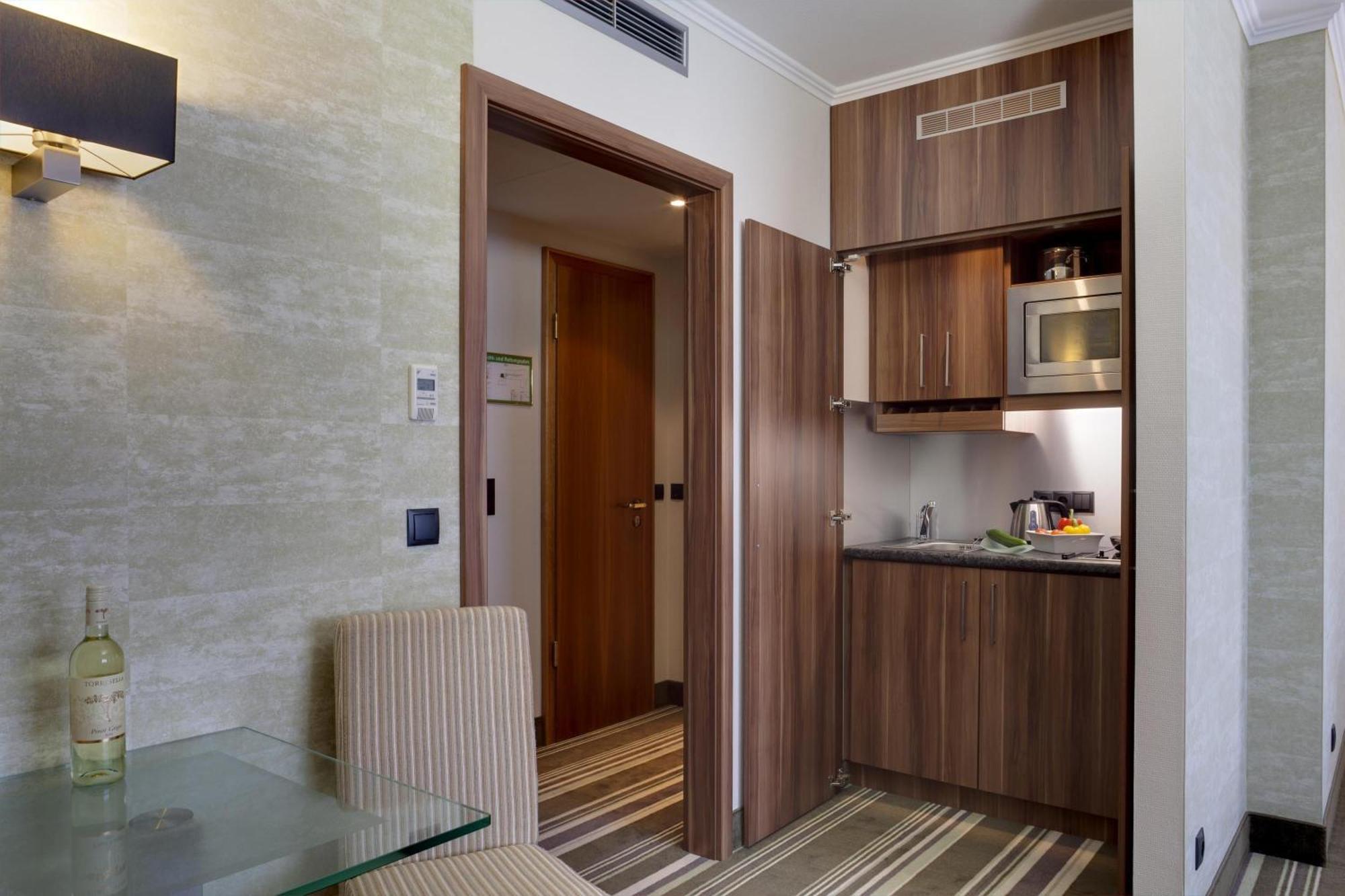Apartment Double Bed Kitchen
