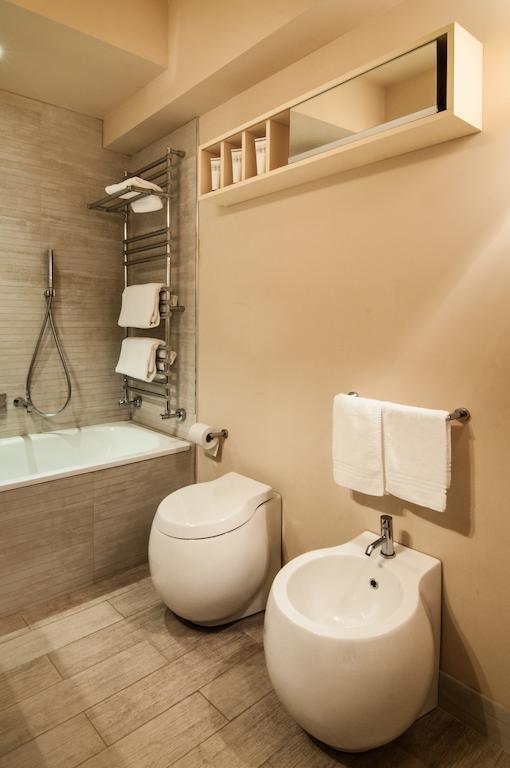 Double or Twin Room Pinewood View