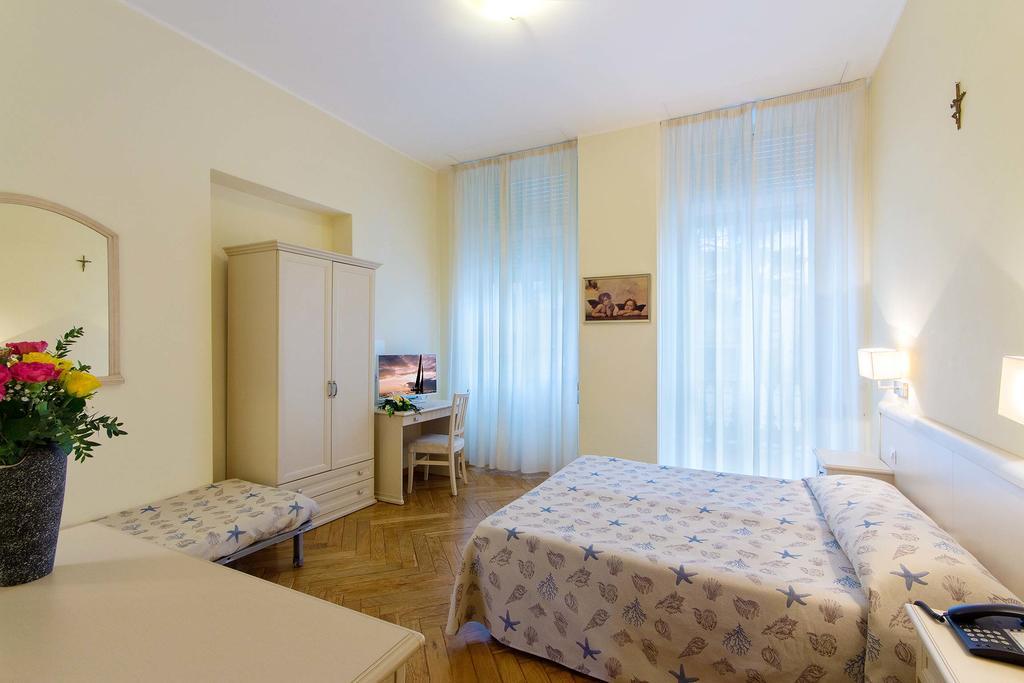 Dreibettzimmer
