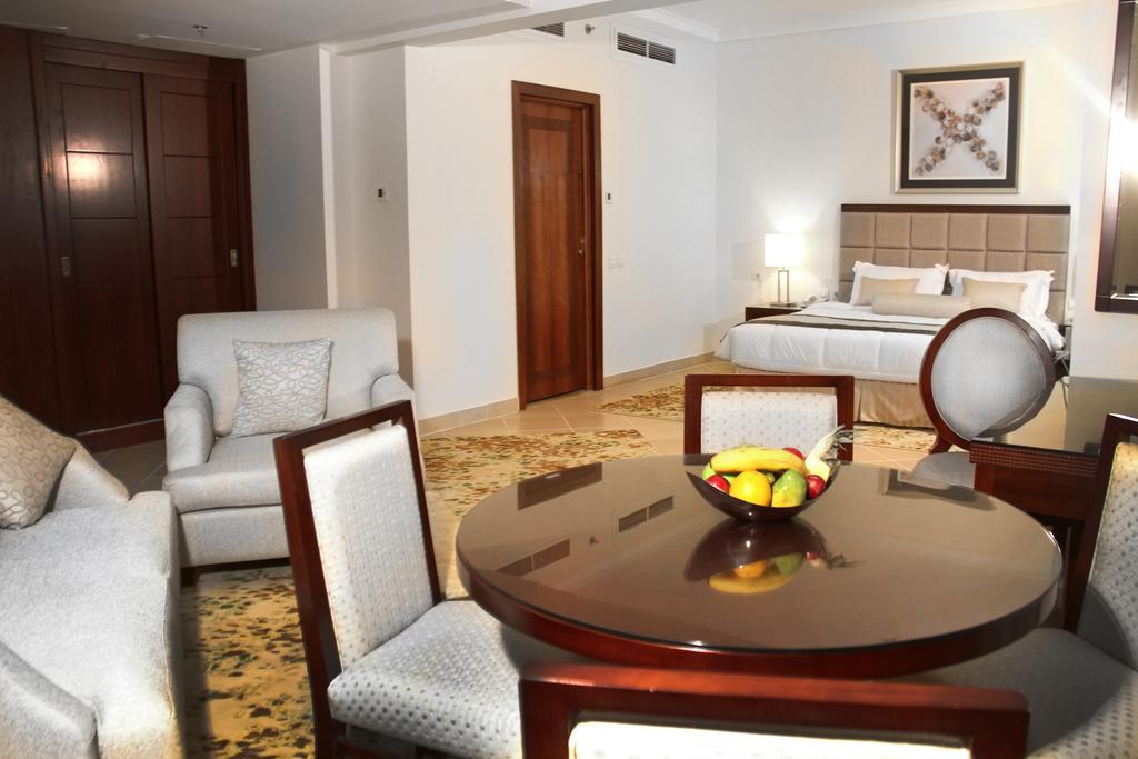 Special Offer - One-Bedroom Suite with Sea and Pool View	- Egyptians and Residents Only