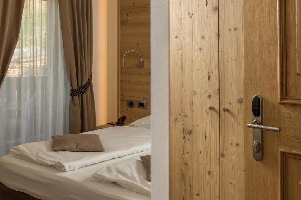 Deluxe Double or Twin Room Balcony