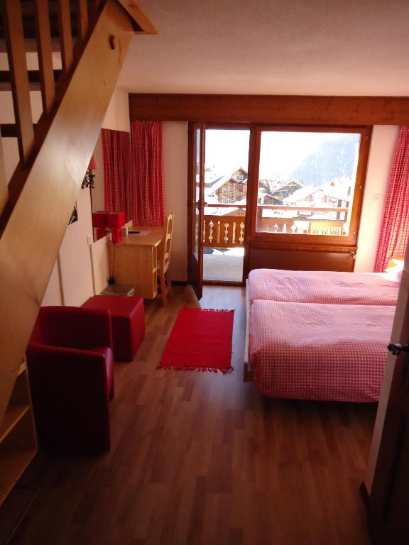Duplex Suite,48303973:JPEG