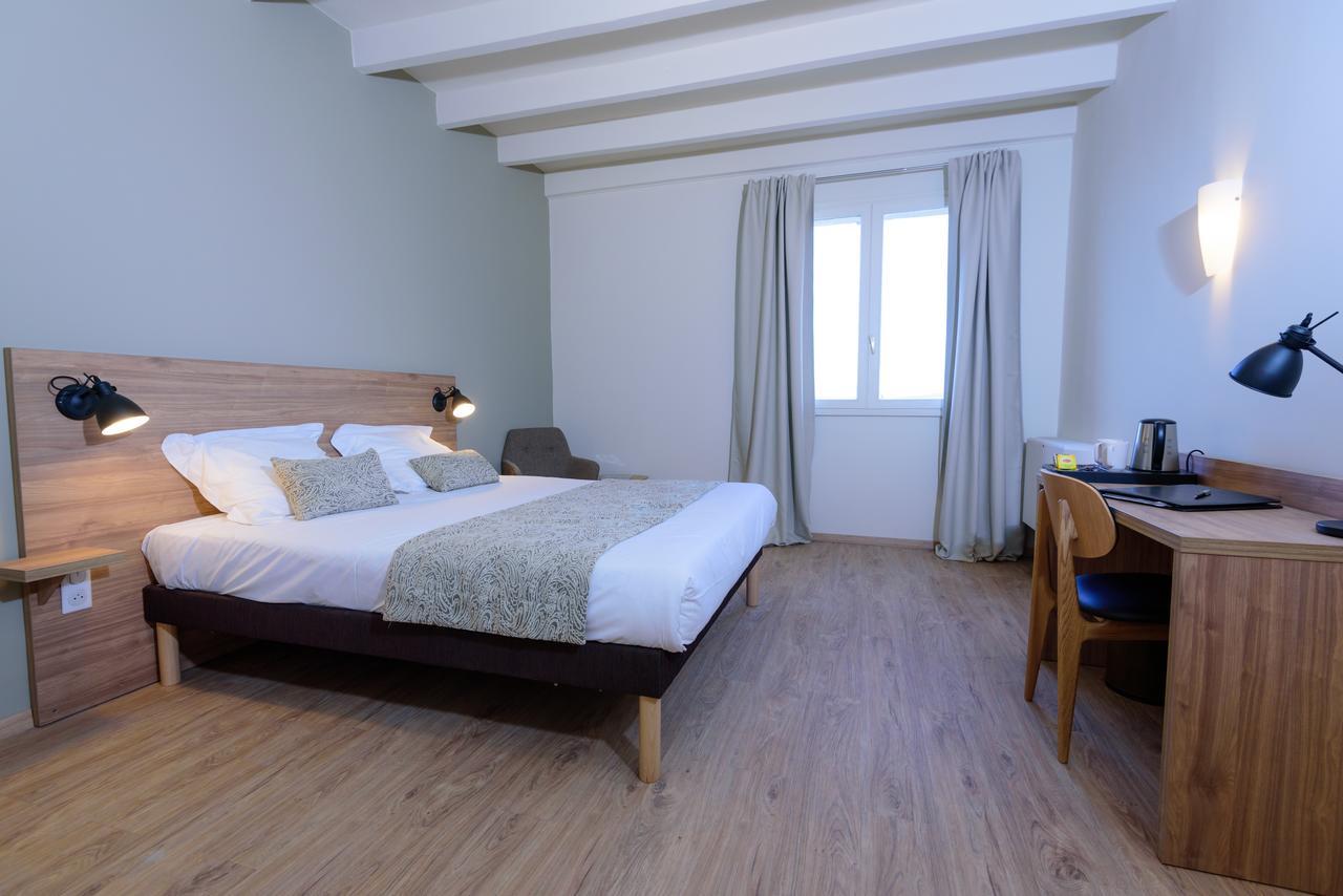 Double or Twin Room Mountain View