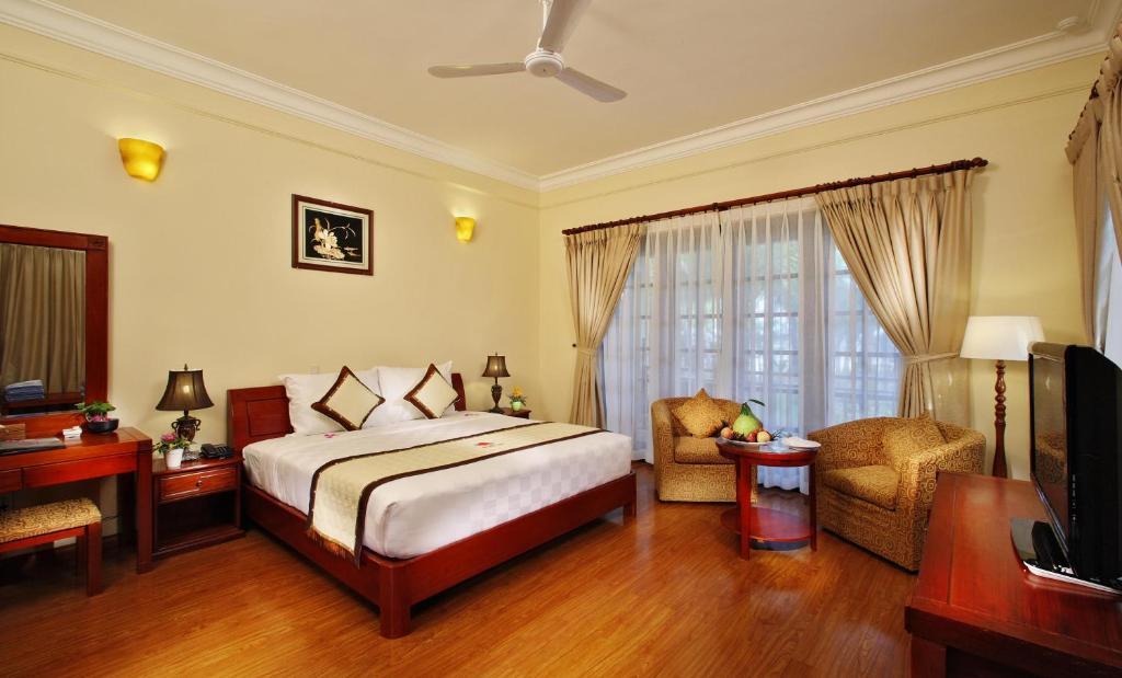 Bungalow - Beach Front,379394884:JPEG