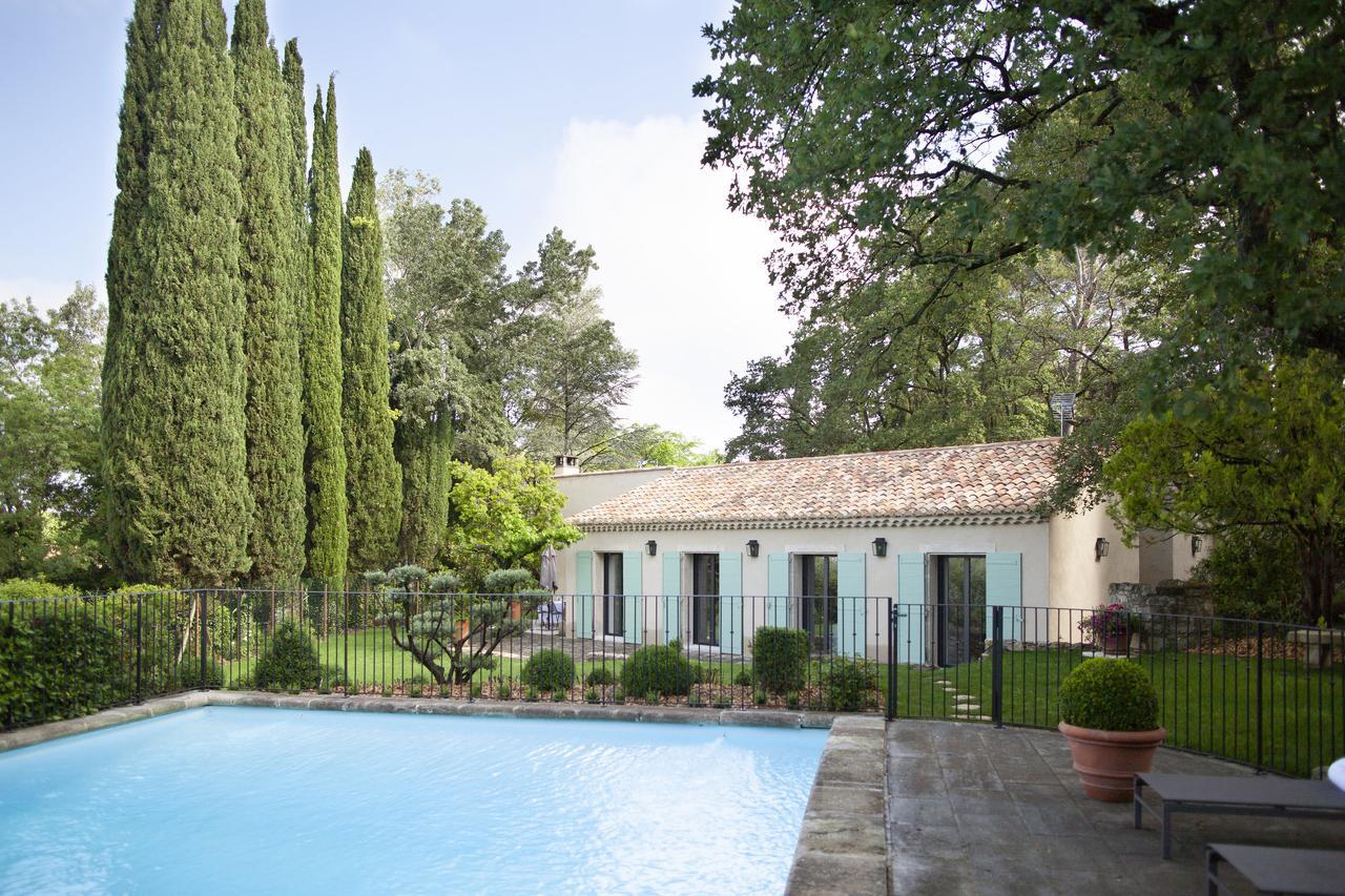 Villa mit 2 Schlafzimmern und beheiztem Pool