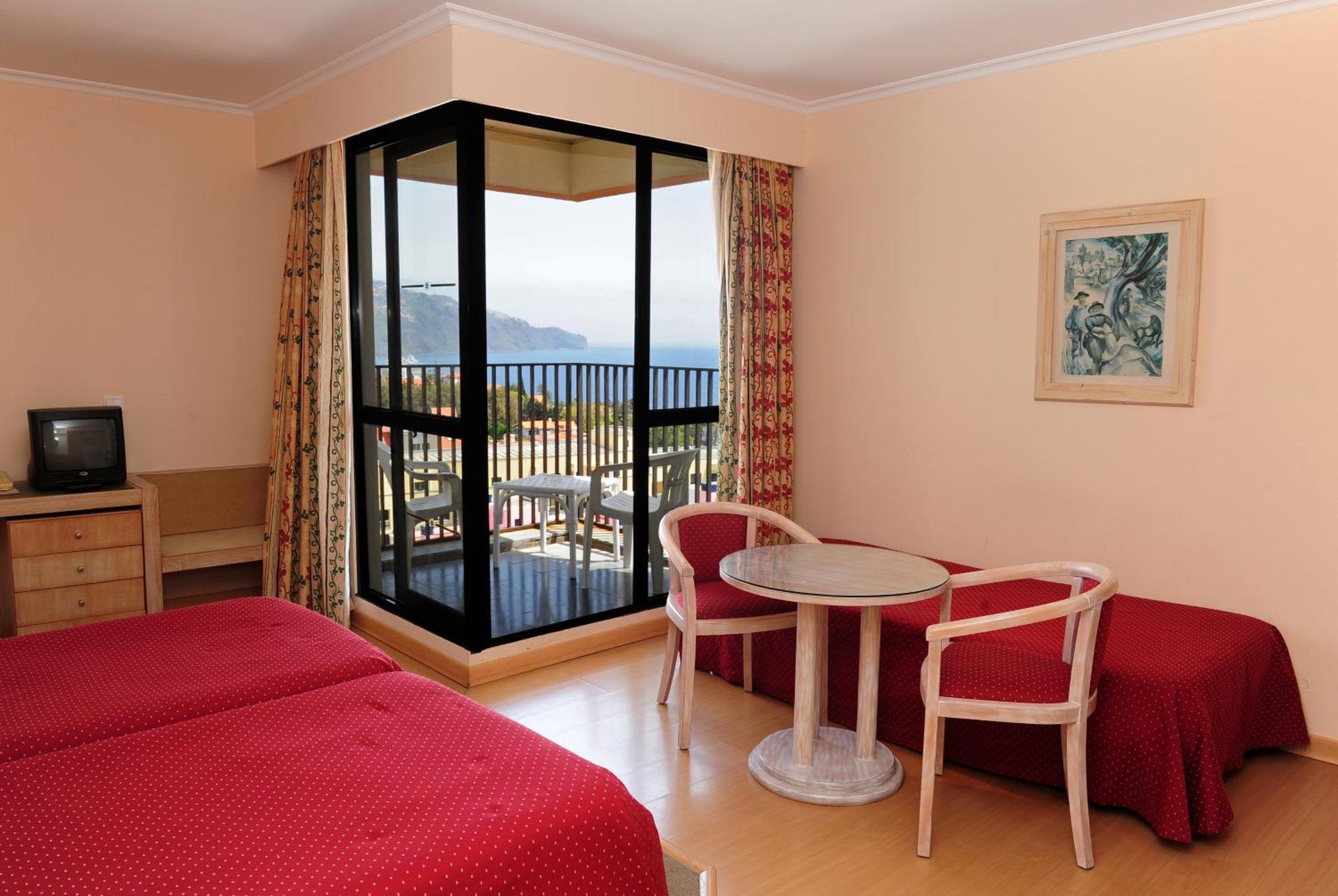 Studio with Sea View