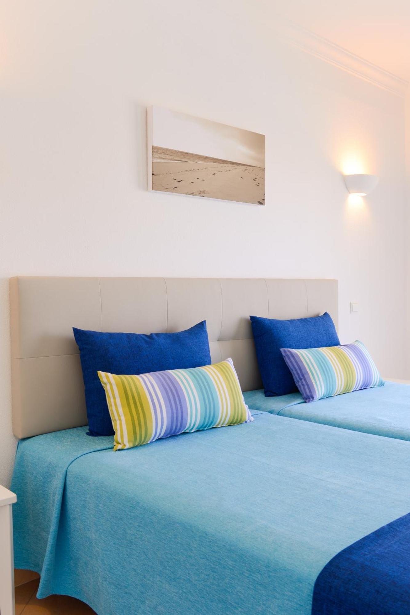 Apartamento con 1 dormitorio y vistas a la piscina
