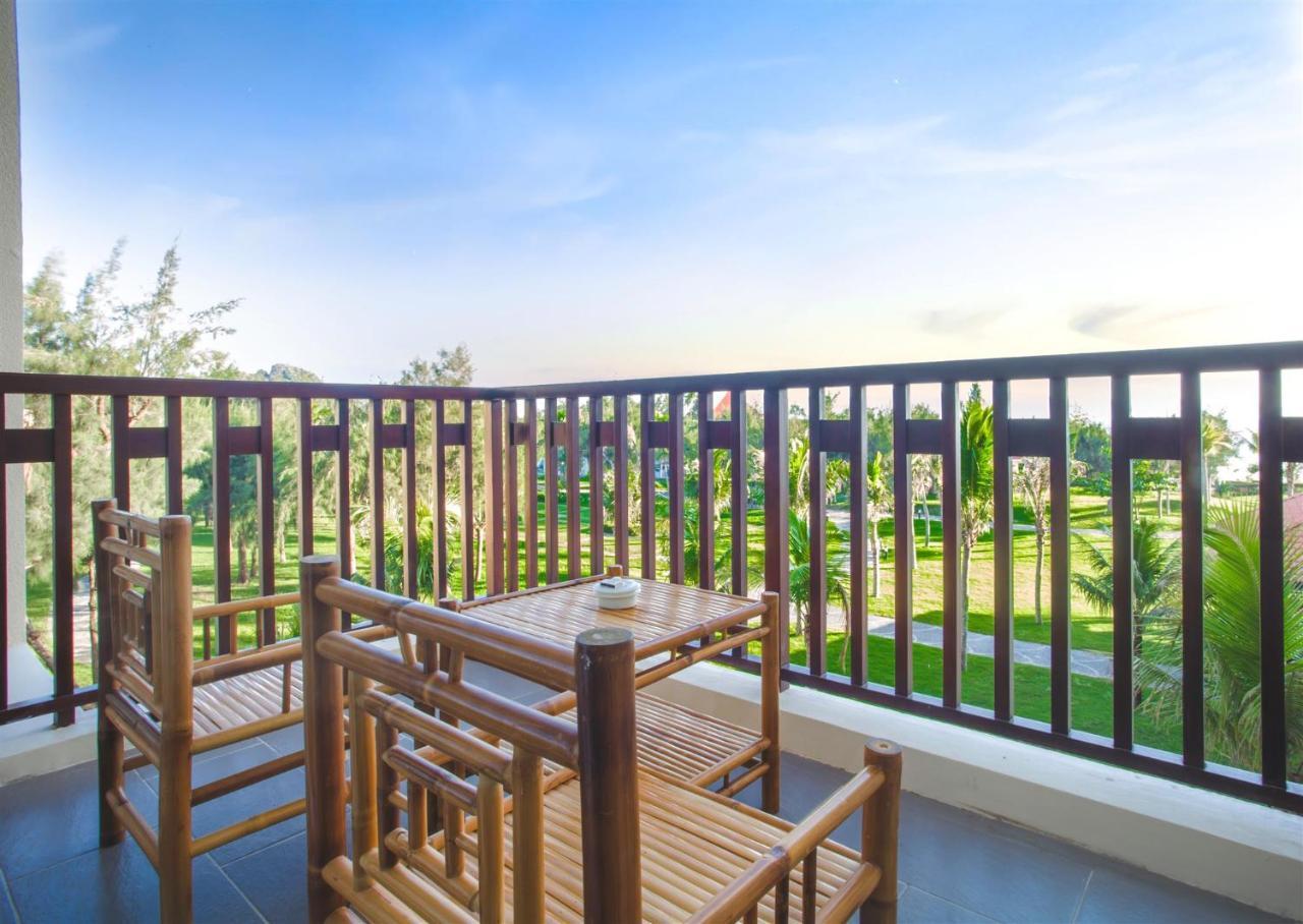 Premium Garden Suite with Balcony and Bathtub,743799160:JPEG