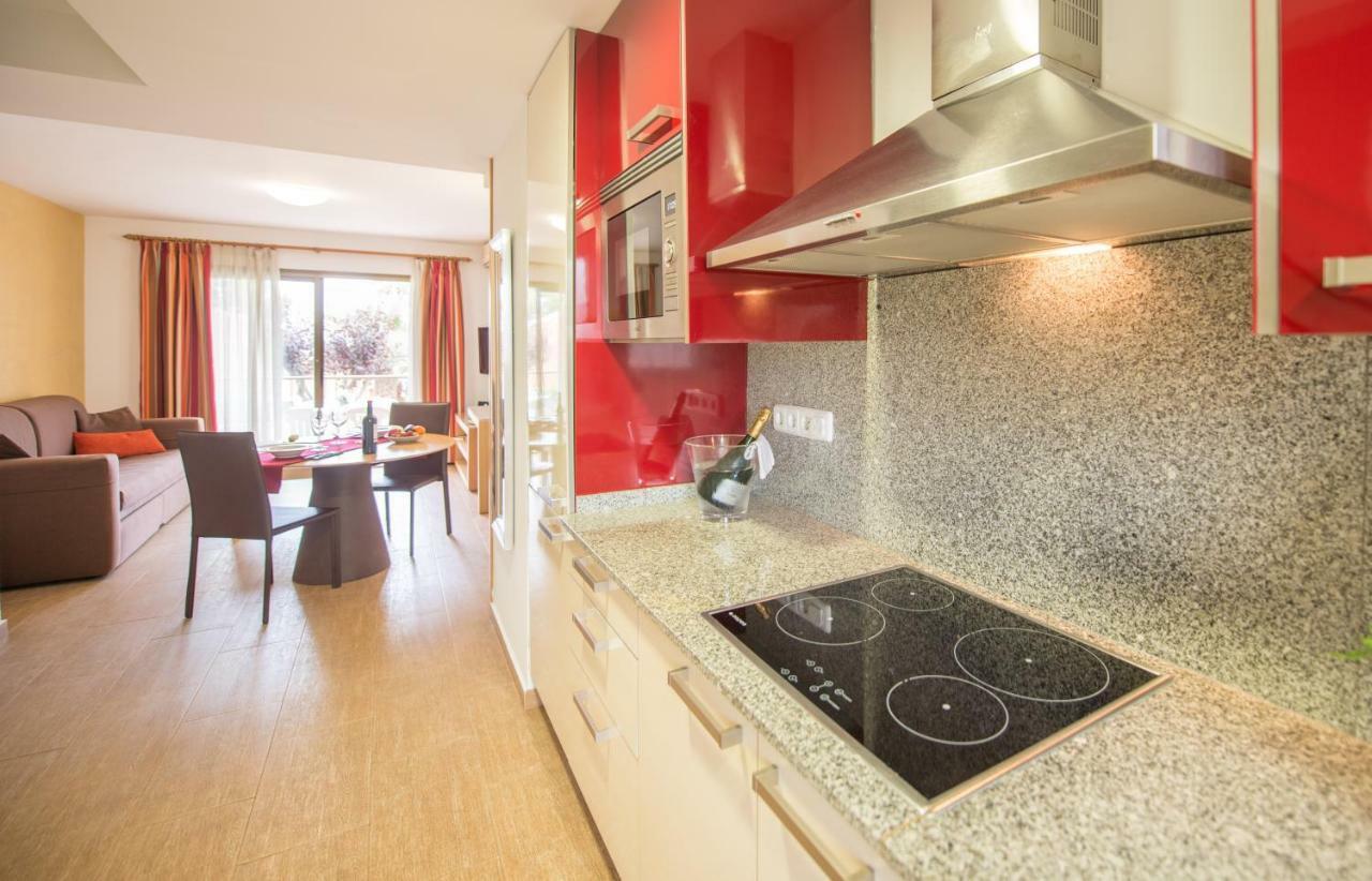 Two-Bedroom Apartment,1598399251:JPEG