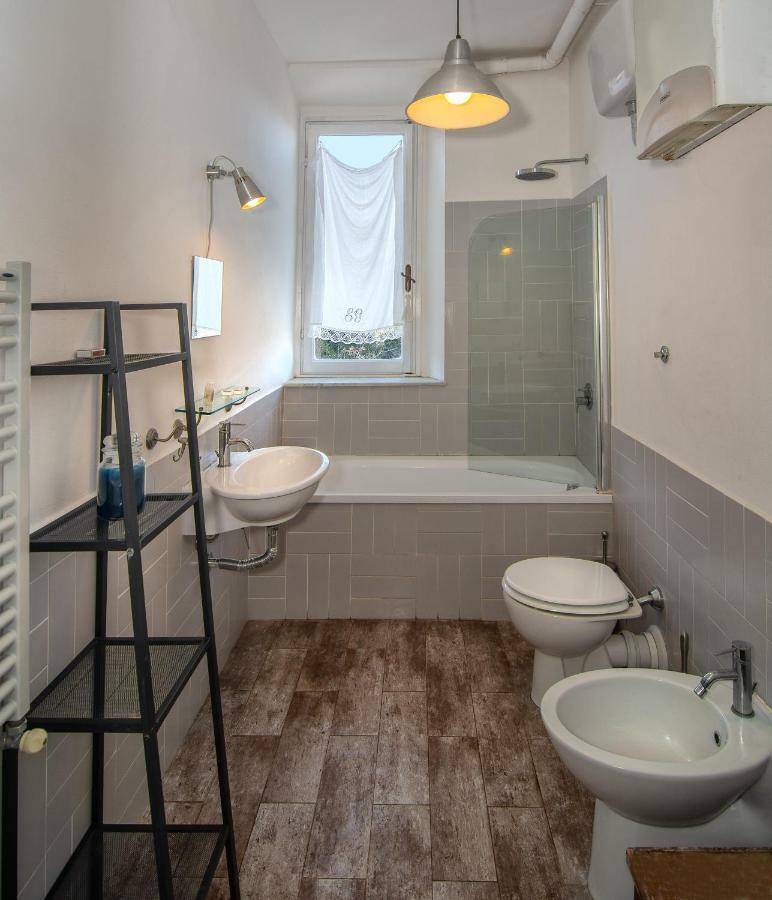 Large Double Room Private External Bathroom