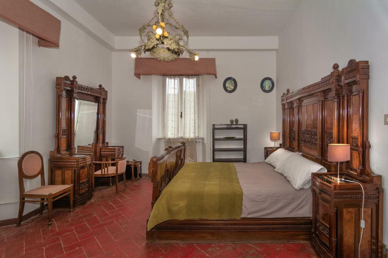Large Double Room Private External Bathroom