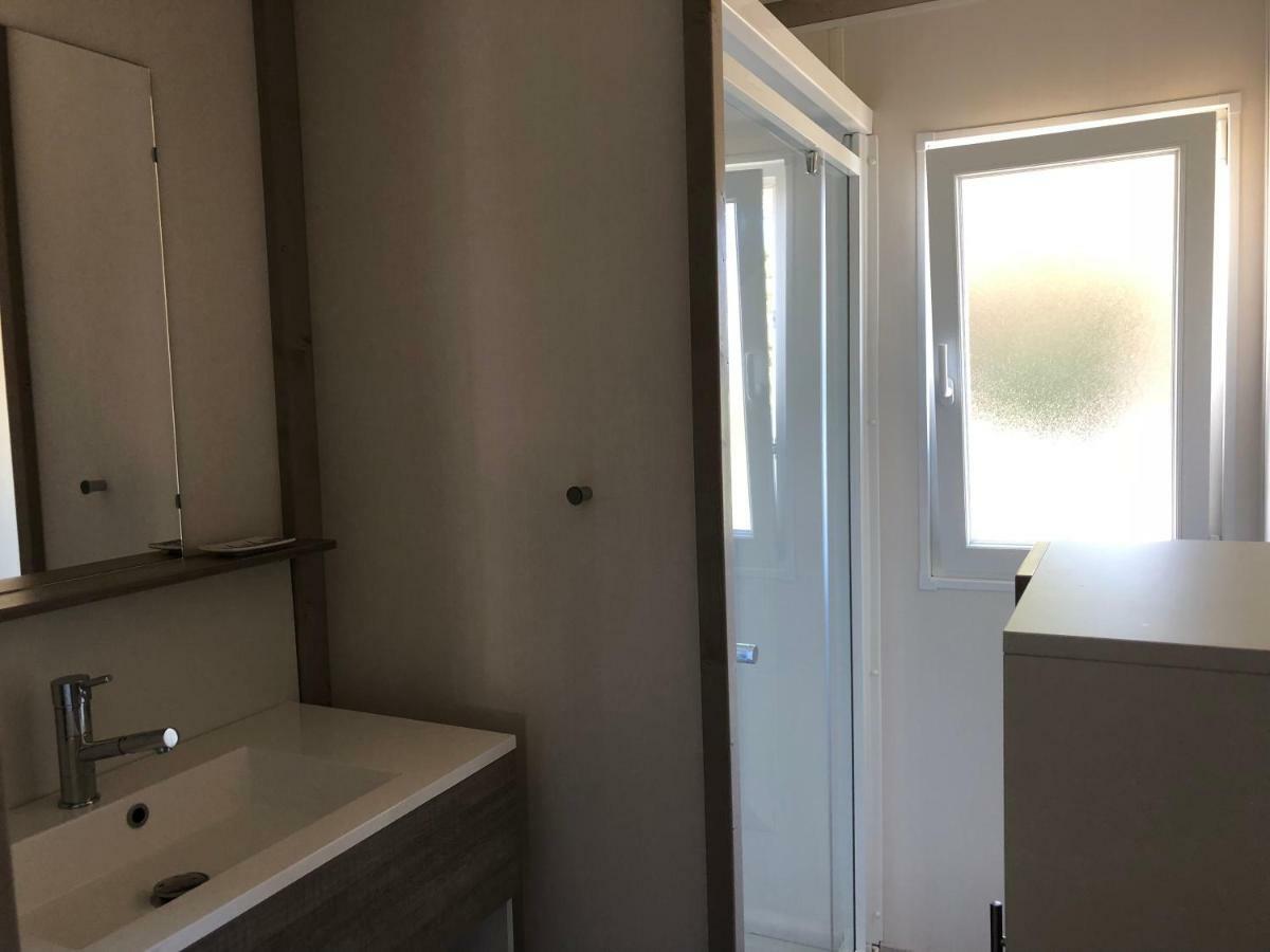 Three-Bedroom Chalet,899040148:JPEG
