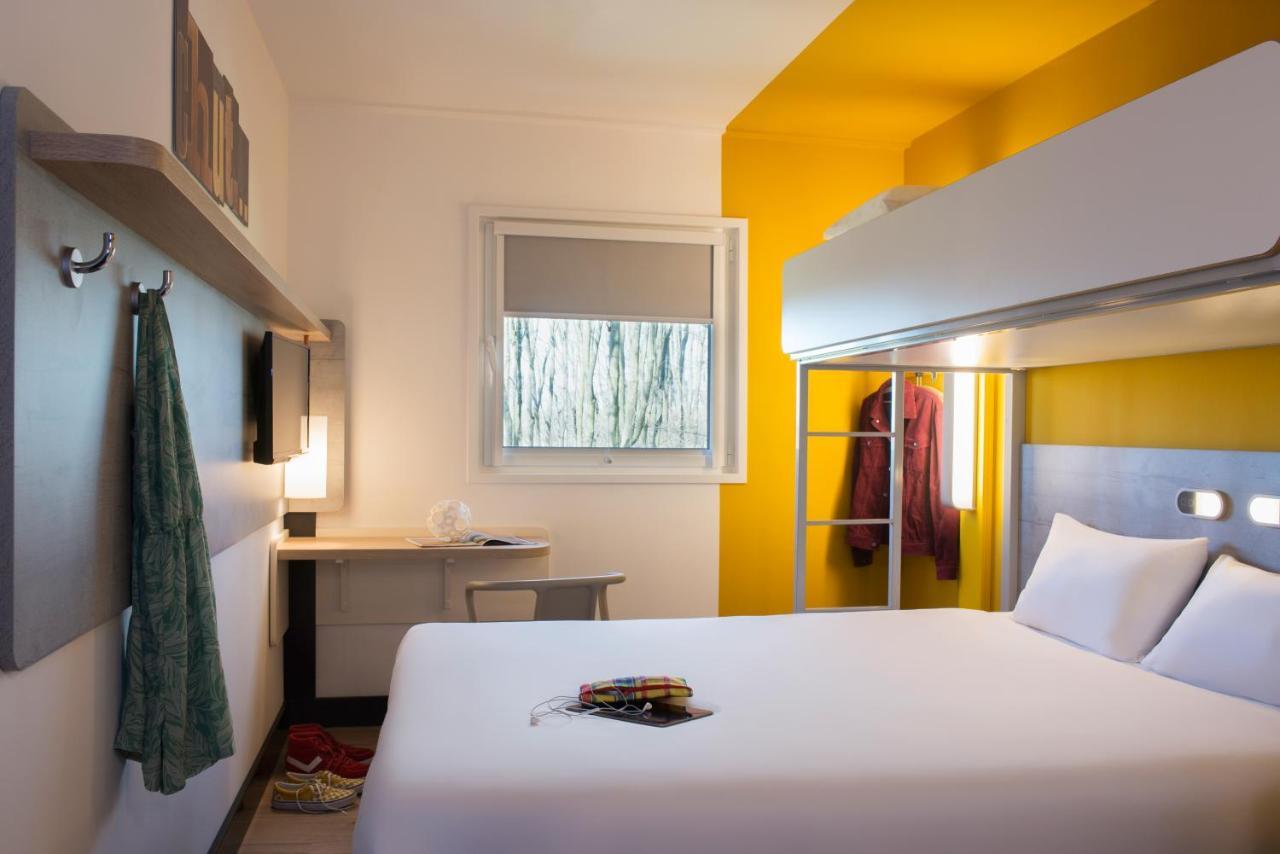 Standard Room One Double Bed One Bunk Bed,990839101:JPEG