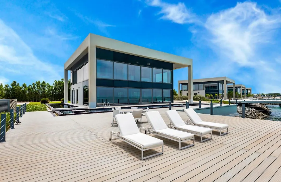Nurai Island Resort-1